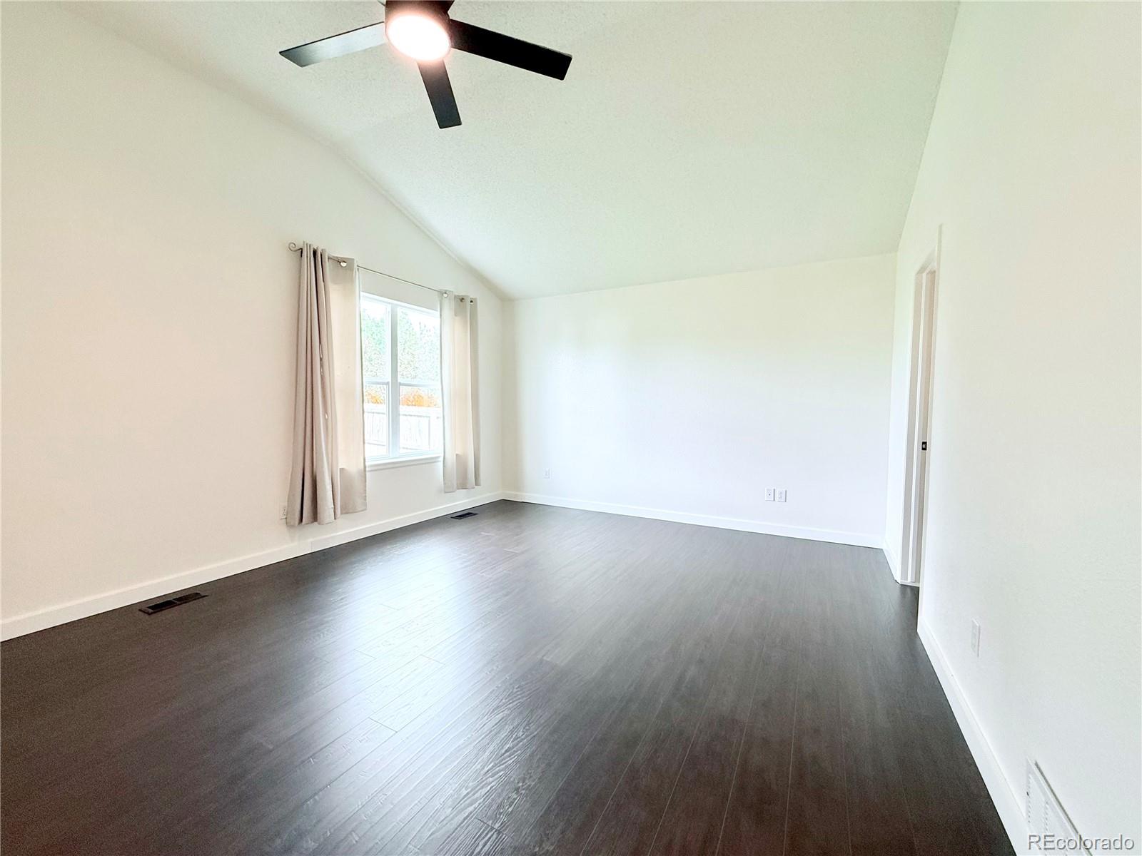 MLS Image #15 for 5910 s valdai way,aurora, Colorado