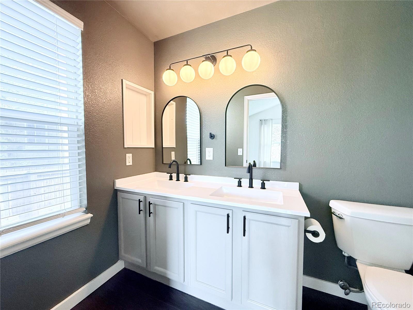 MLS Image #18 for 5910 s valdai way,aurora, Colorado