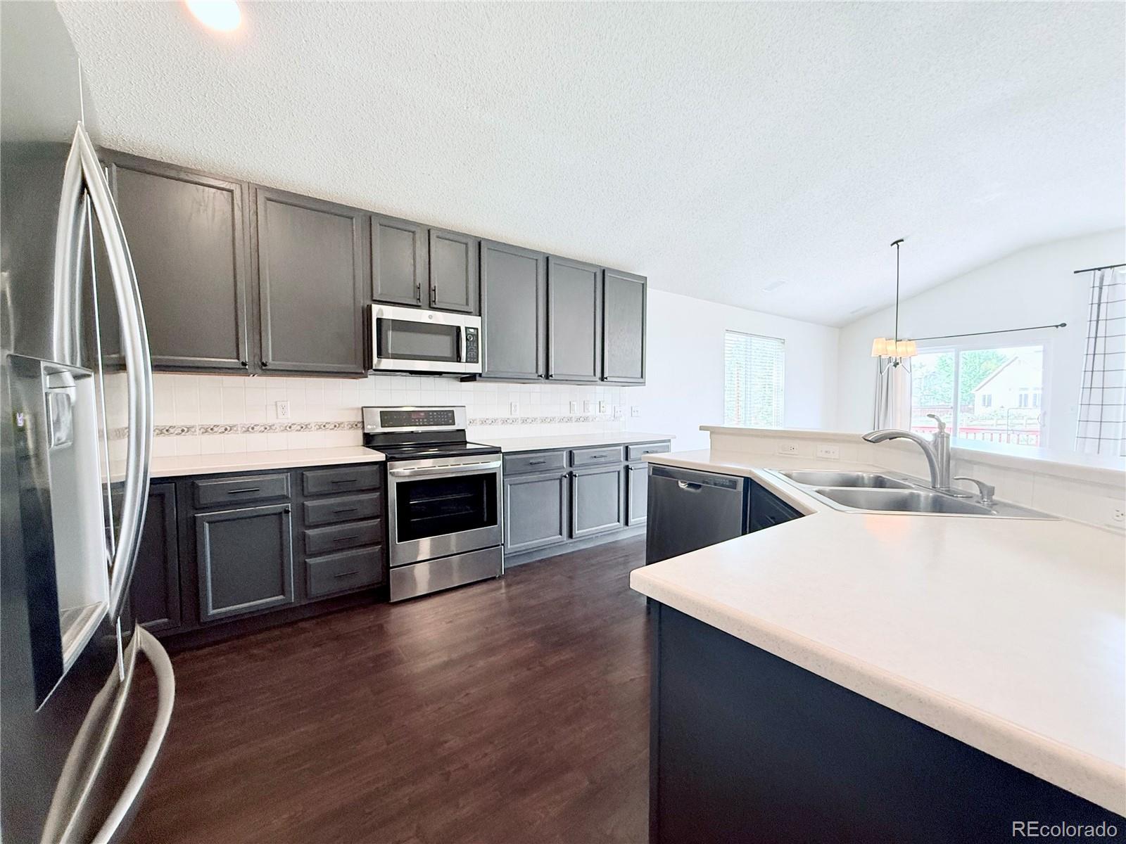MLS Image #5 for 5910 s valdai way,aurora, Colorado