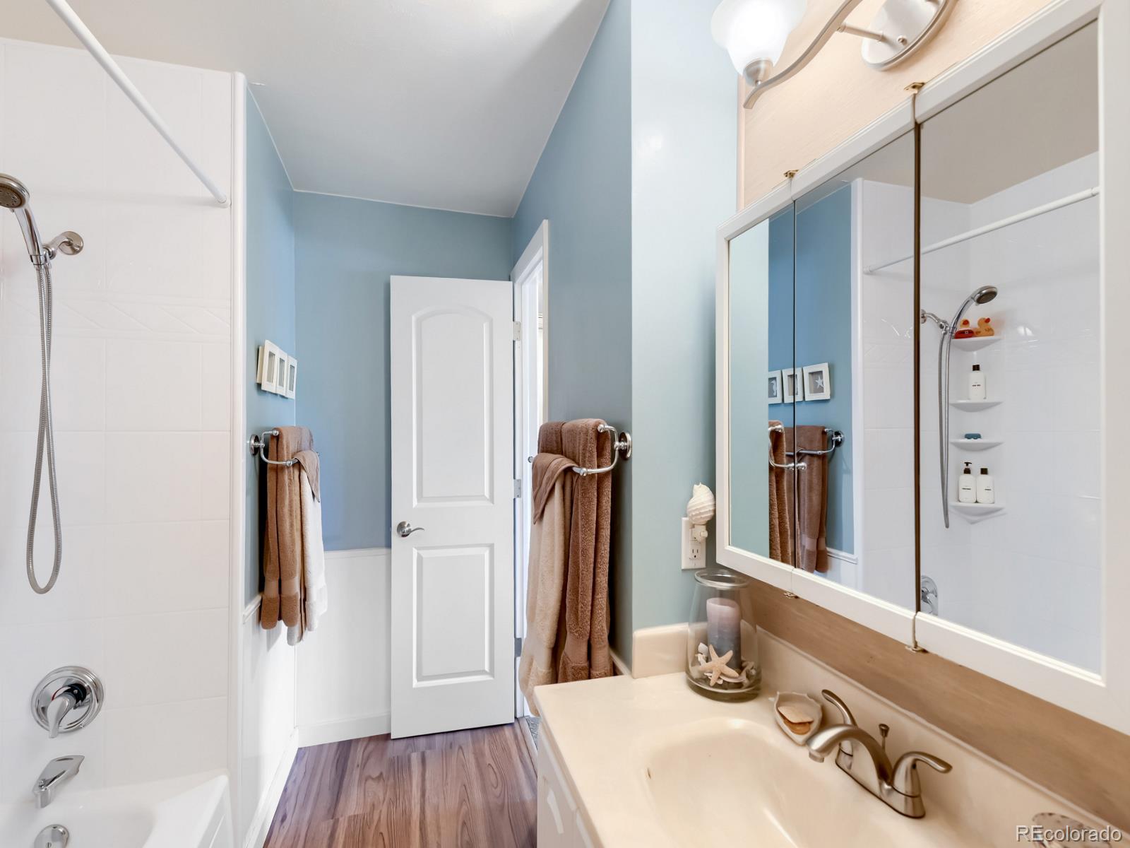 MLS Image #19 for 8705 e chenango avenue,denver, Colorado
