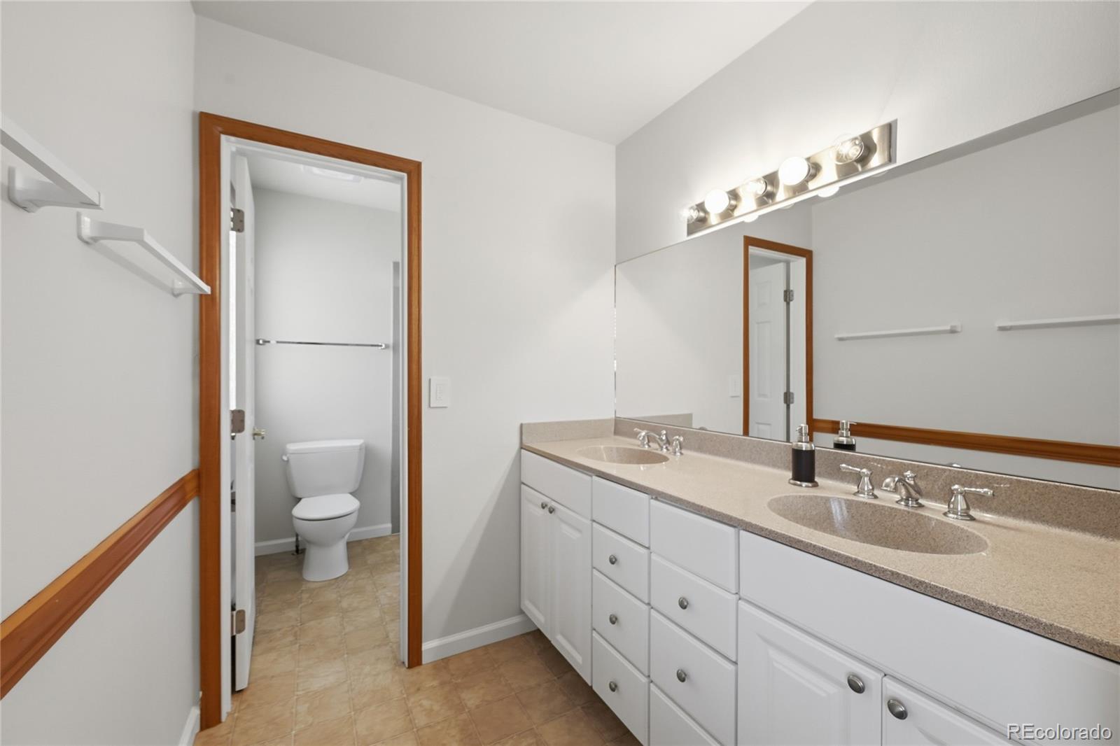 MLS Image #14 for 2688 s macon court,aurora, Colorado