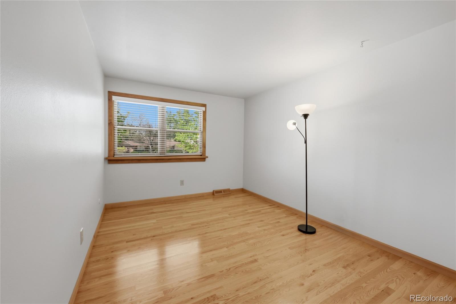 MLS Image #17 for 2688 s macon court,aurora, Colorado