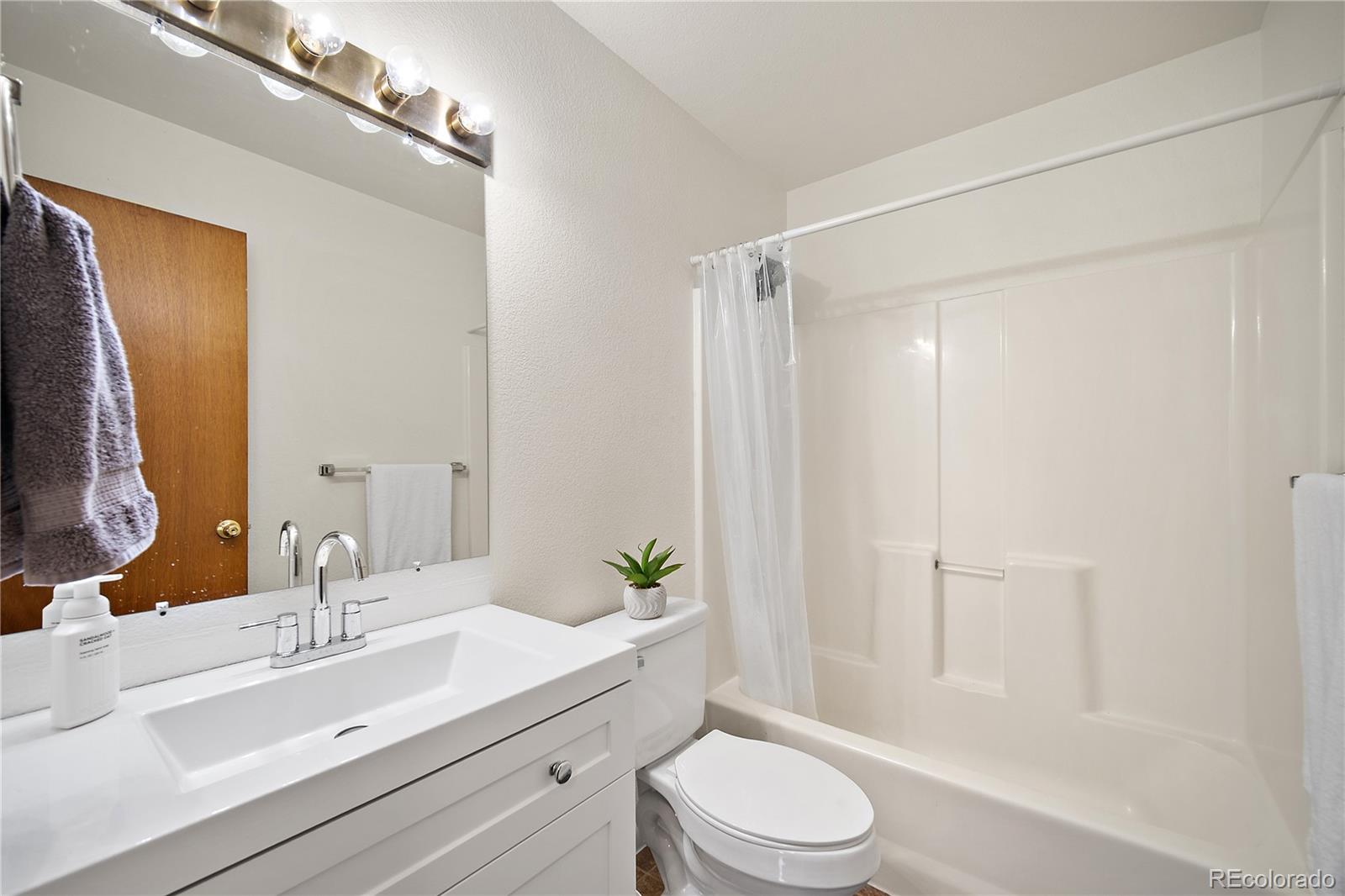 MLS Image #13 for 57 w bonanza drive,pueblo, Colorado