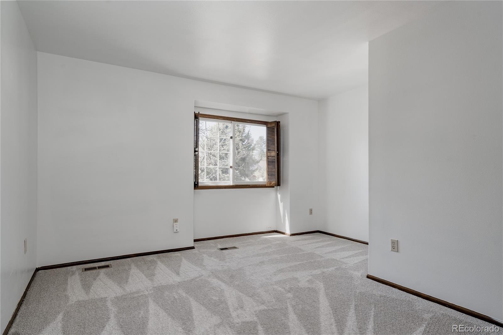 MLS Image #26 for 10622 w dakan mountain,littleton, Colorado
