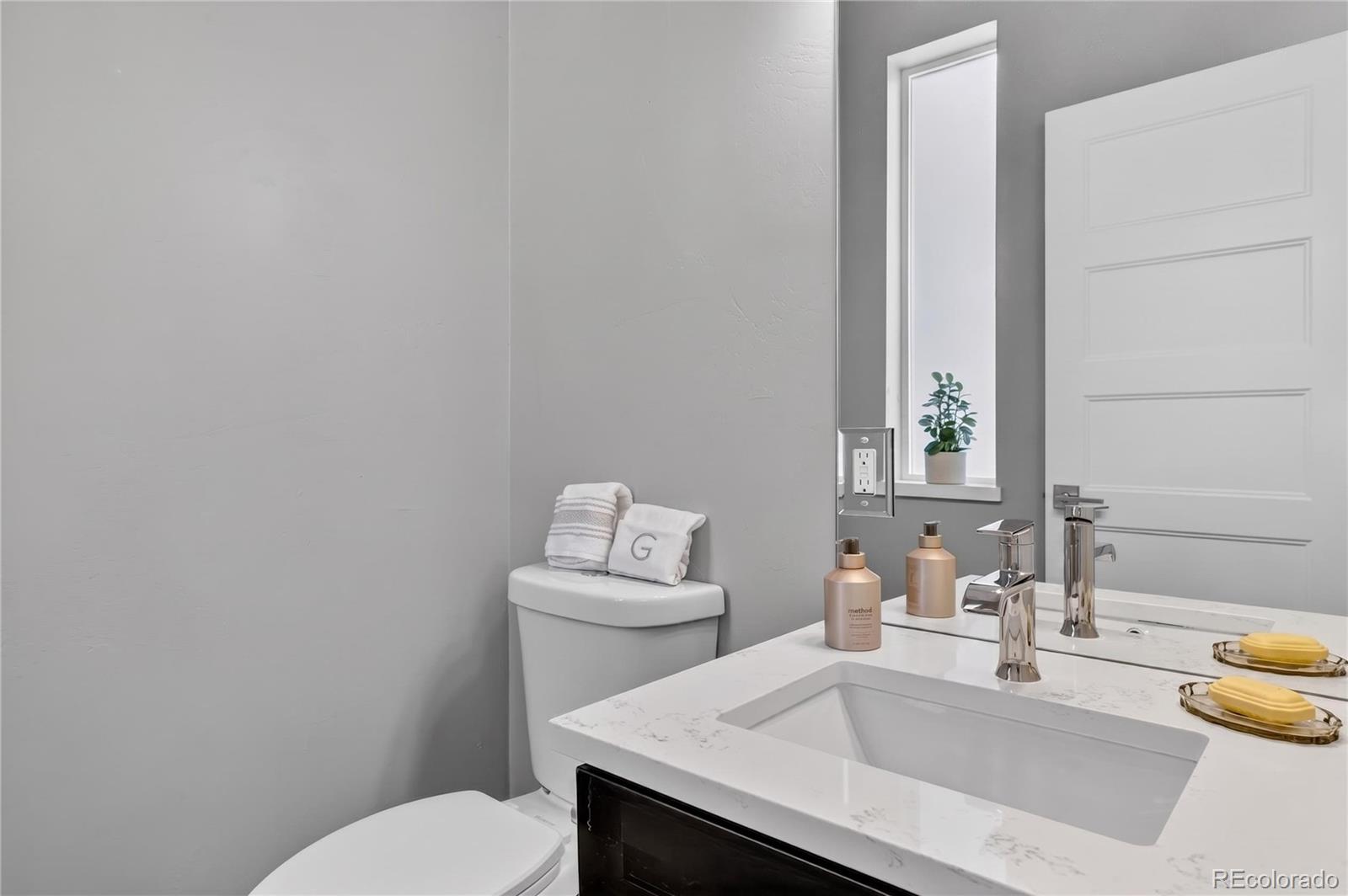 MLS Image #11 for 4922  lowell boulevard 4,denver, Colorado