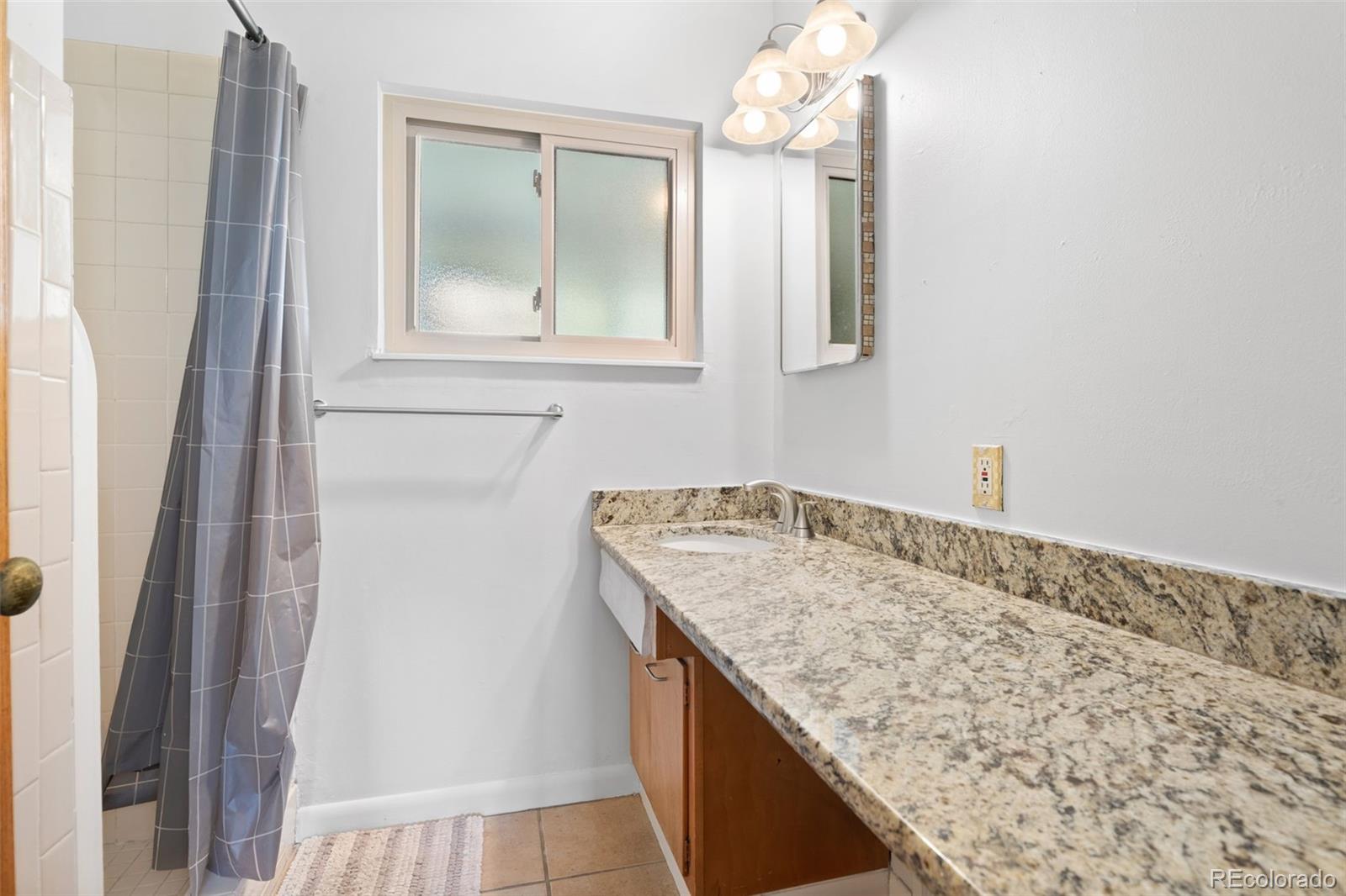 MLS Image #13 for 951 s taft street,lakewood, Colorado