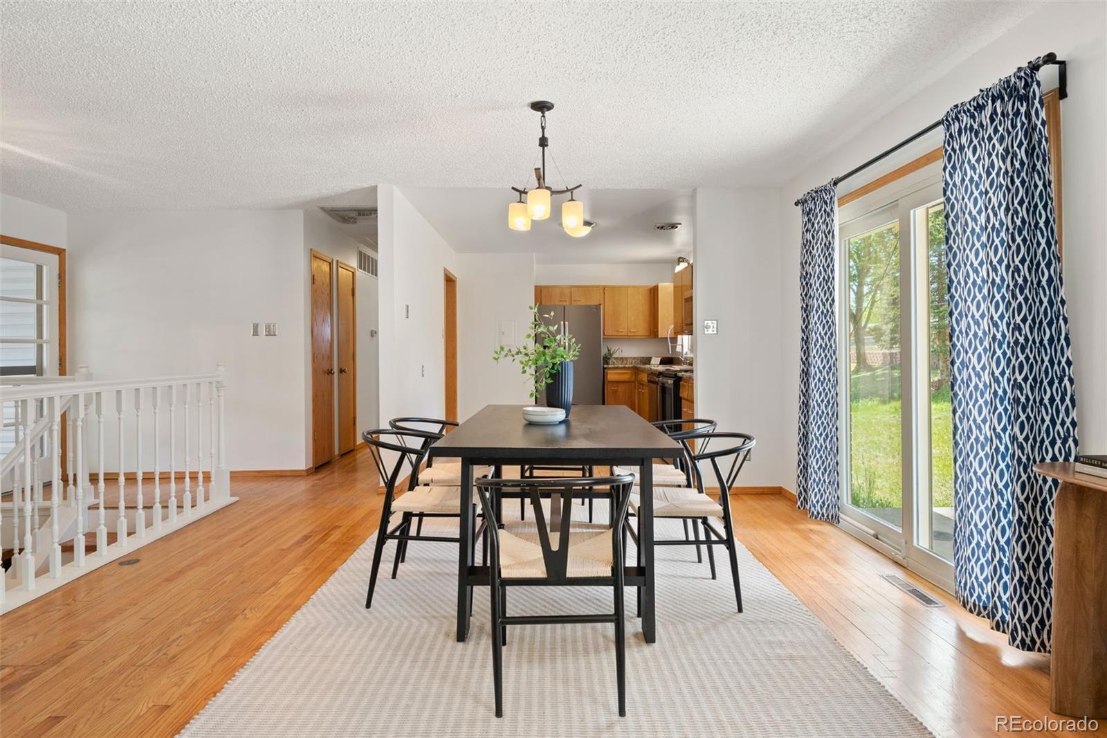 MLS Image #7 for 951 s taft street,lakewood, Colorado