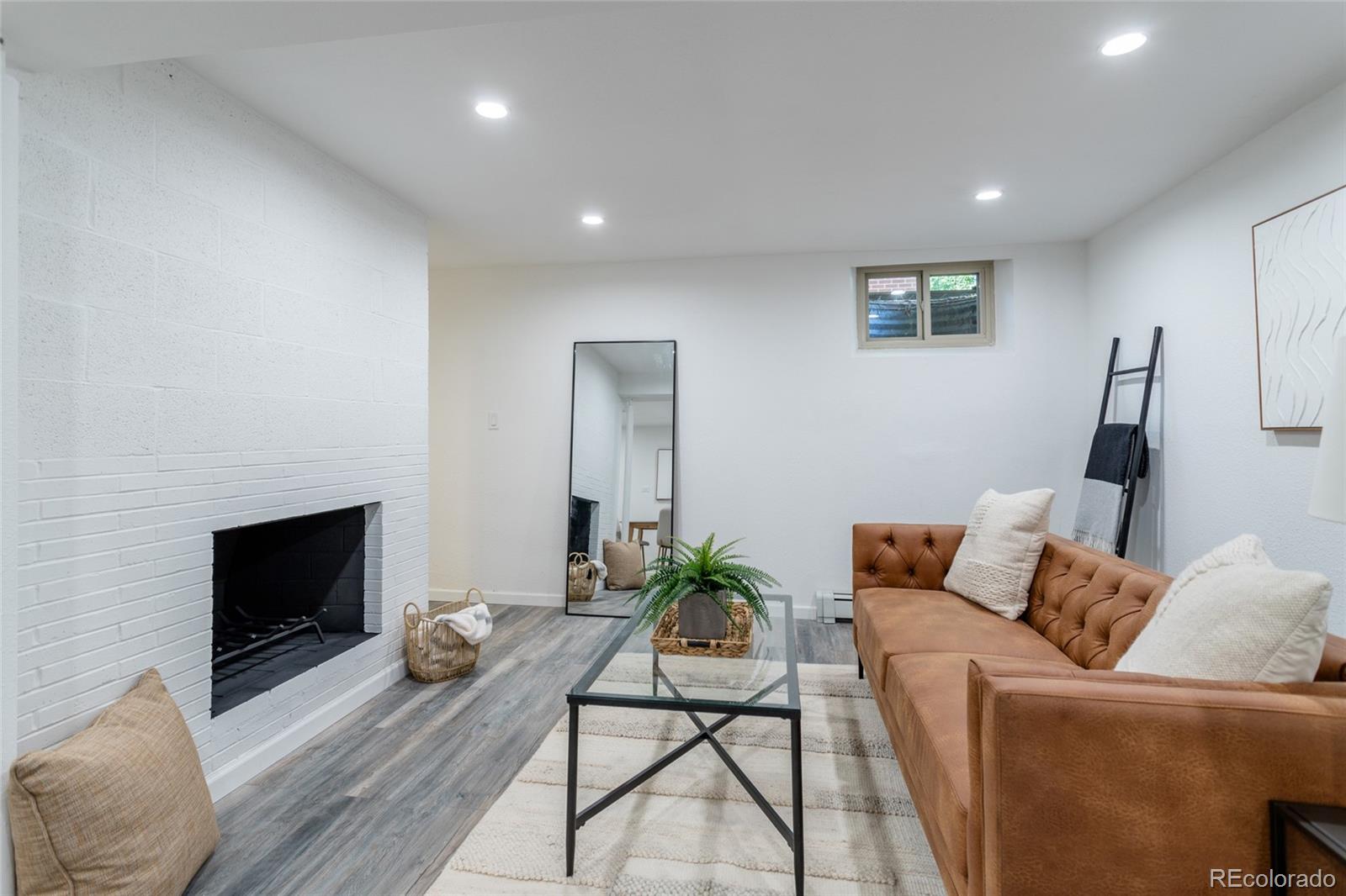 MLS Image #16 for 1532 s grape street,denver, Colorado
