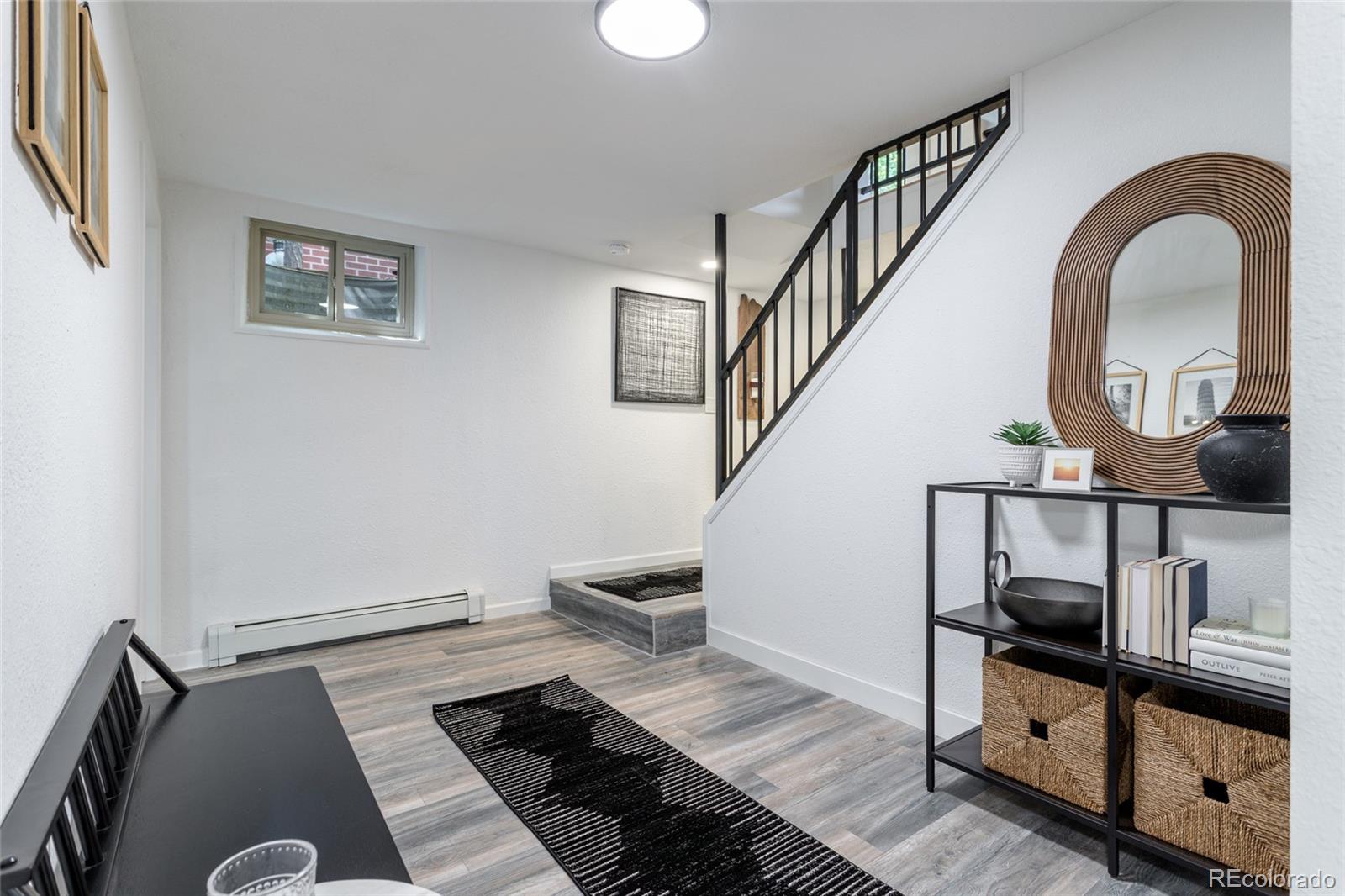 MLS Image #18 for 1532 s grape street,denver, Colorado