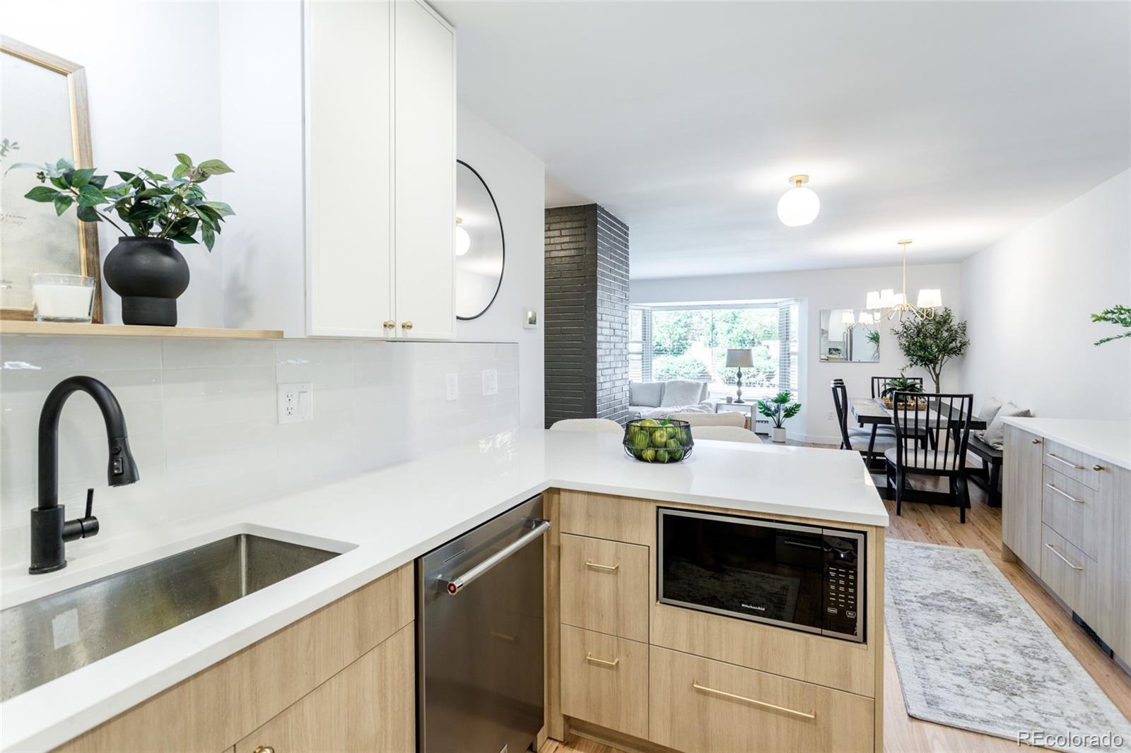 MLS Image #8 for 1532 s grape street,denver, Colorado