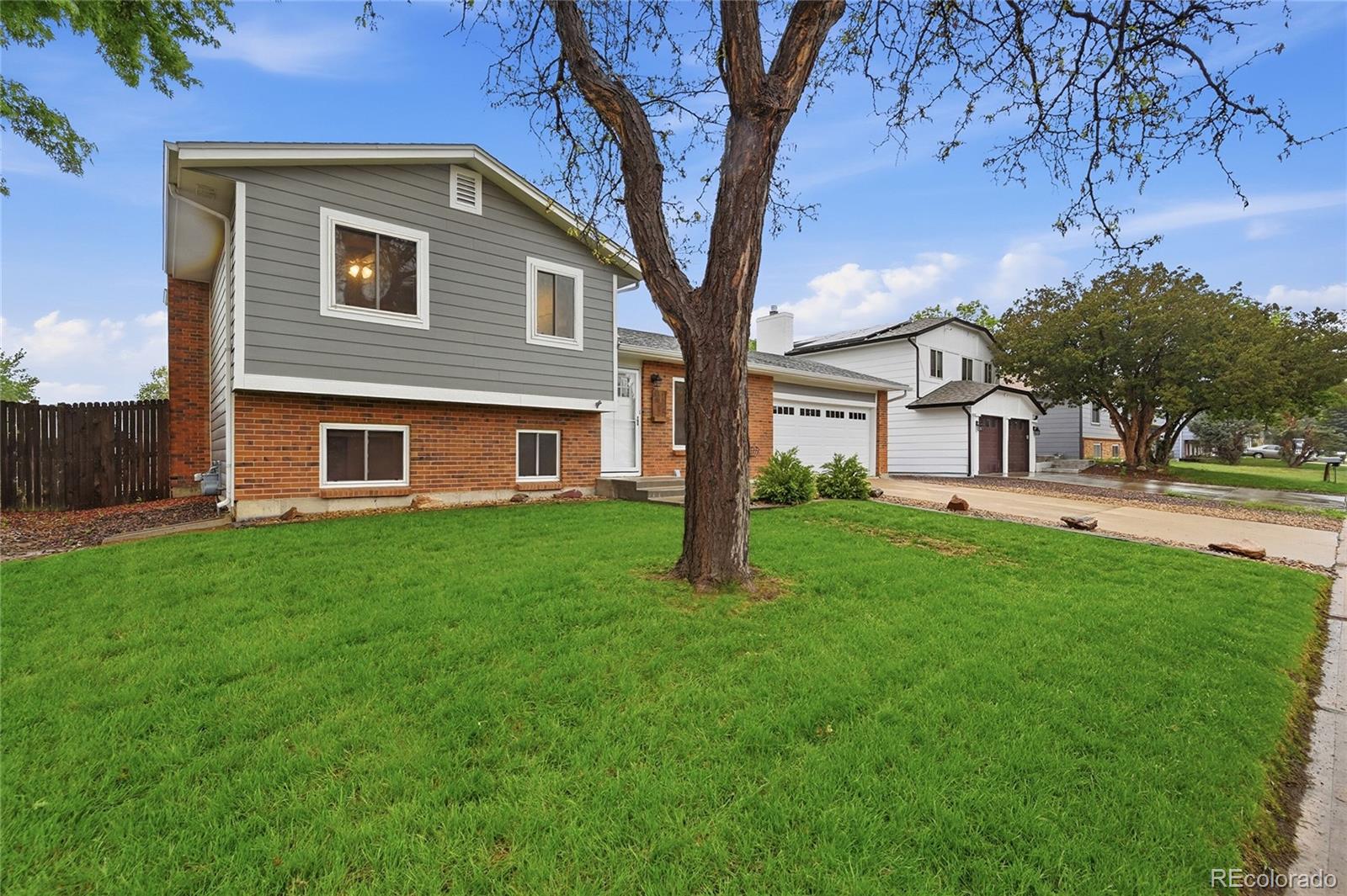 MLS Image #1 for 8682 w stanford avenue,littleton, Colorado