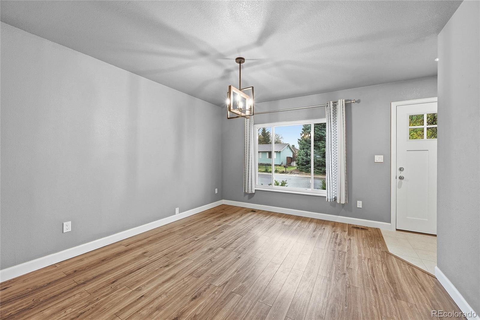MLS Image #8 for 8682 w stanford avenue,littleton, Colorado