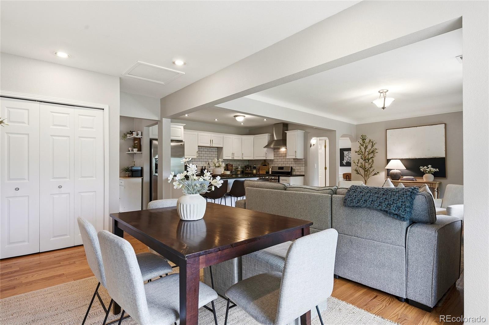 MLS Image #14 for 1690 s fillmore street,denver, Colorado