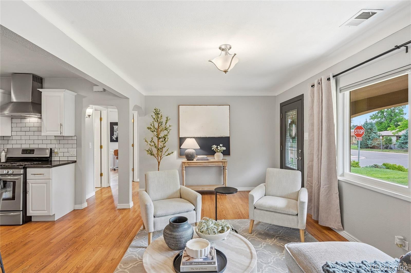 MLS Image #15 for 1690 s fillmore street,denver, Colorado