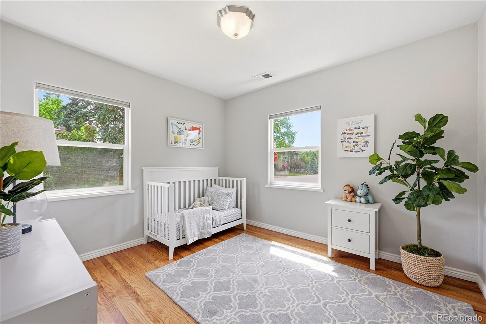 MLS Image #29 for 1690 s fillmore street,denver, Colorado