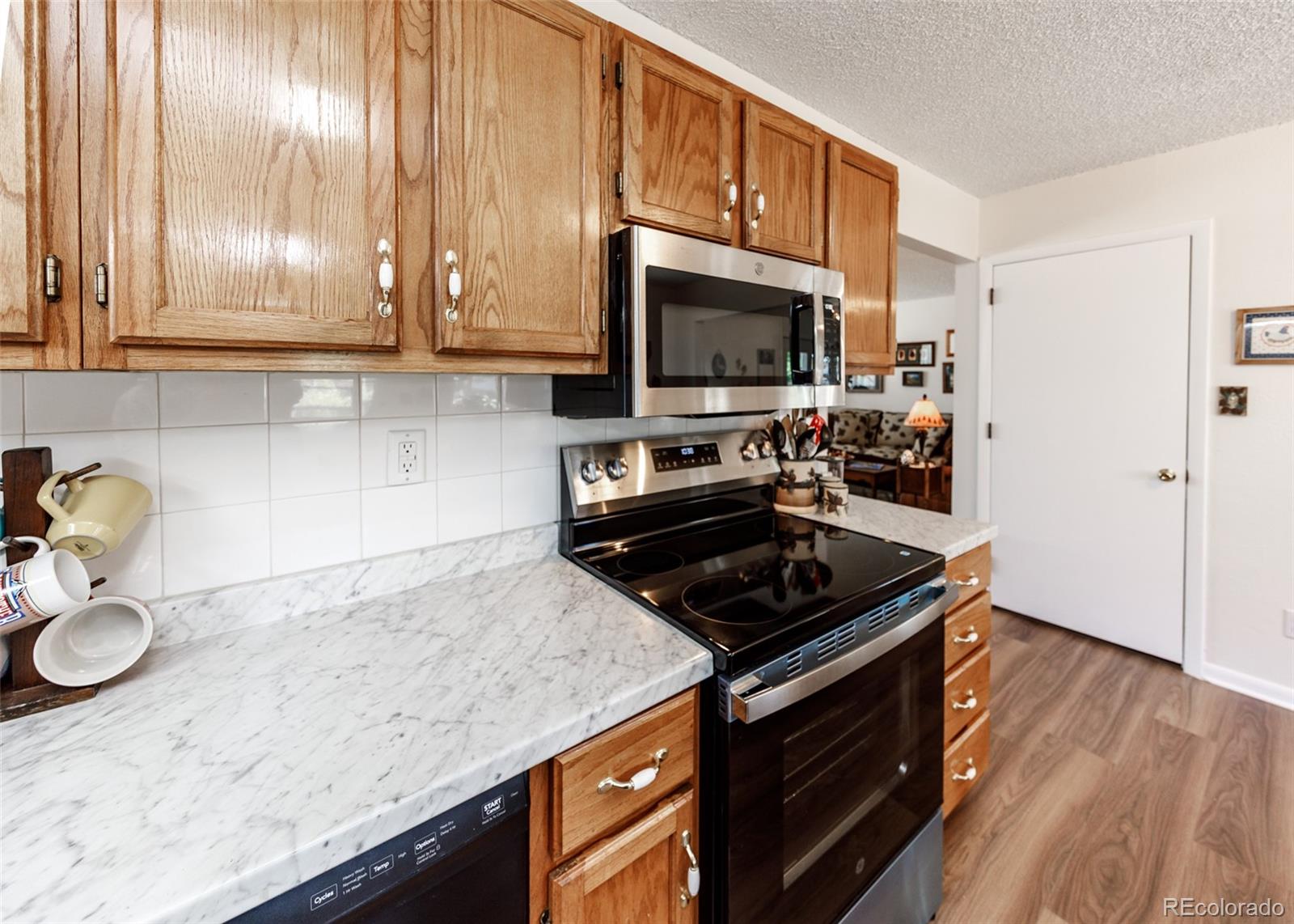 MLS Image #6 for 2527 e caramillo street,colorado springs, Colorado