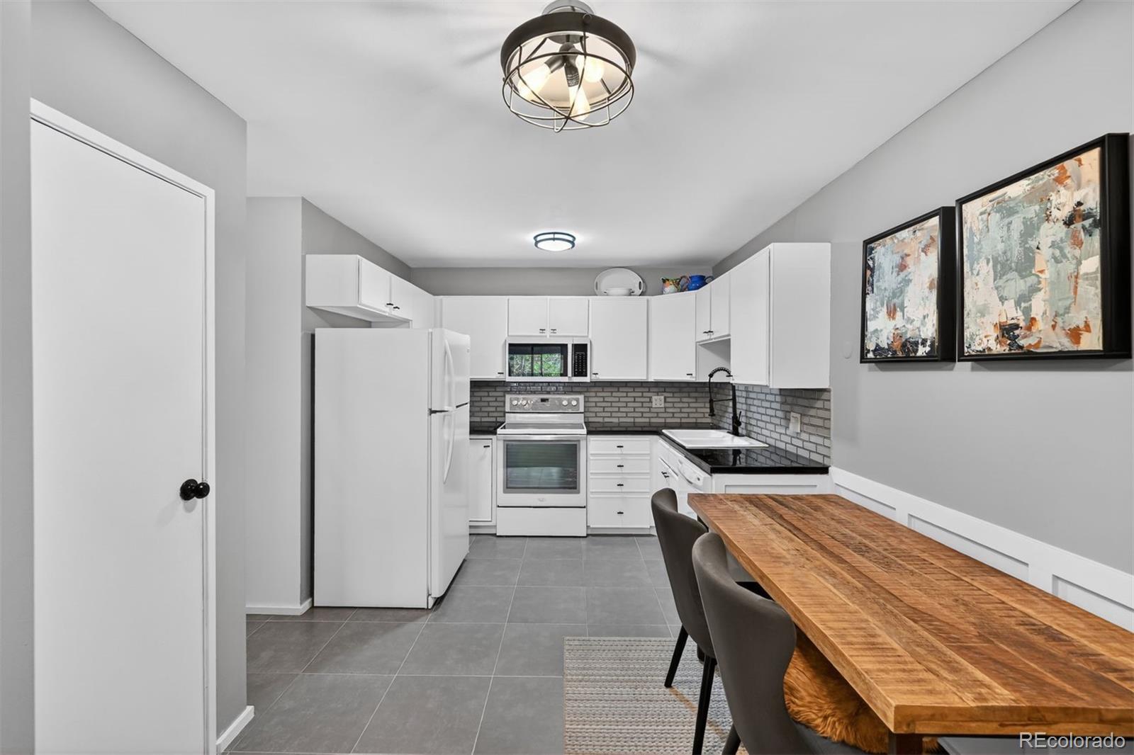 MLS Image #1 for 3184 s heather gardens way,aurora, Colorado