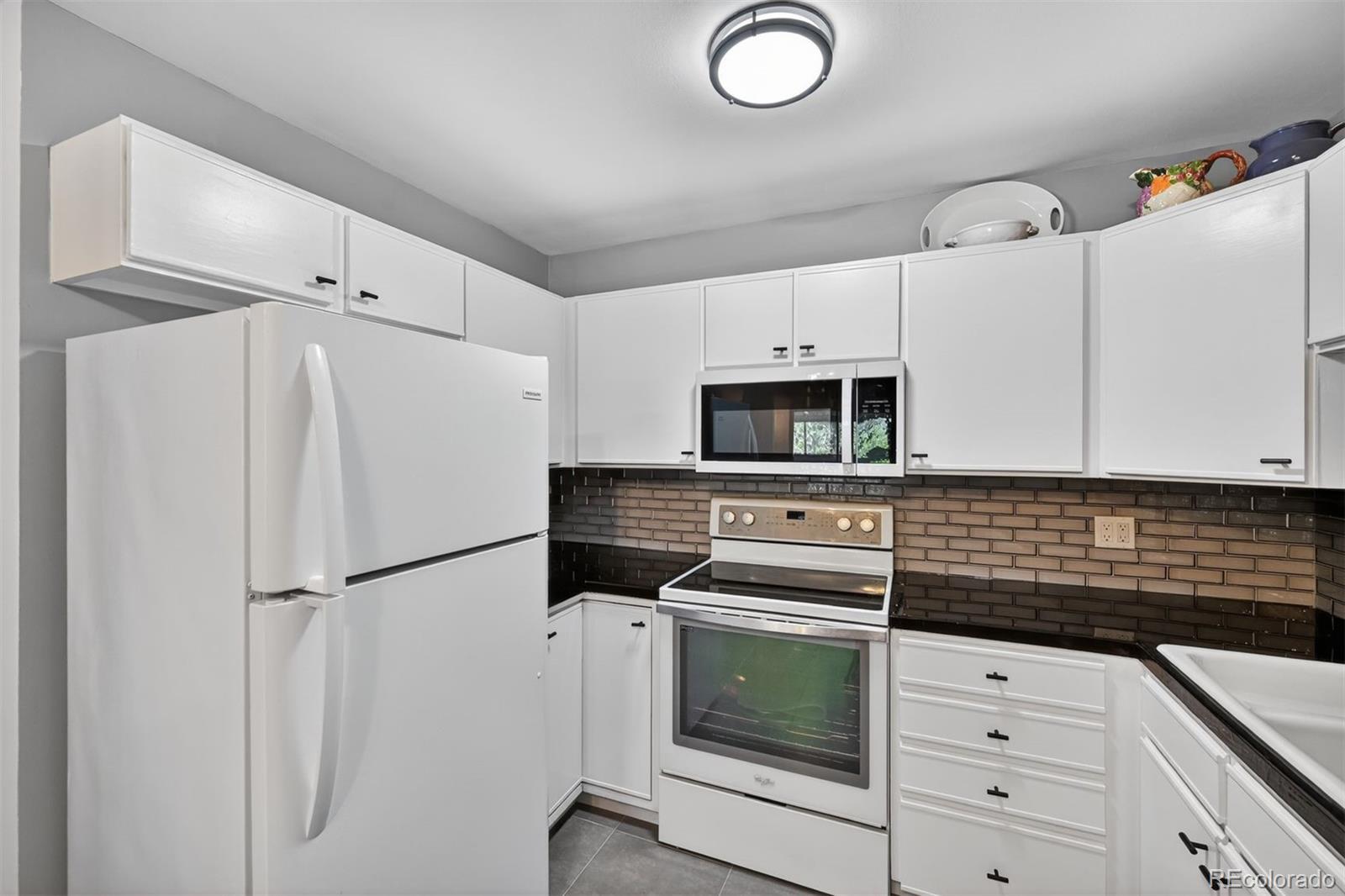 MLS Image #8 for 3184 s heather gardens way,aurora, Colorado