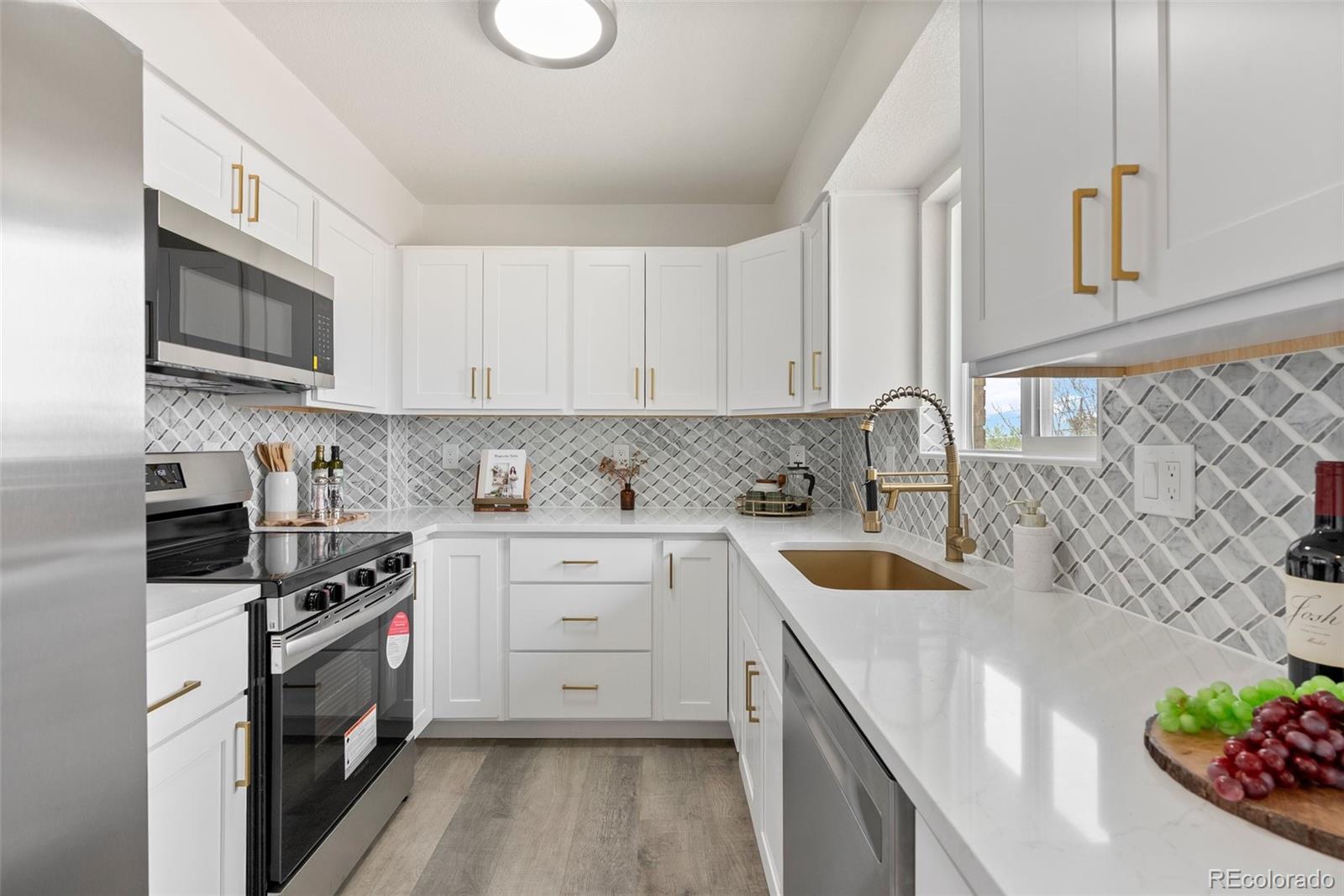 MLS Image #12 for 7961 e granada road,denver, Colorado