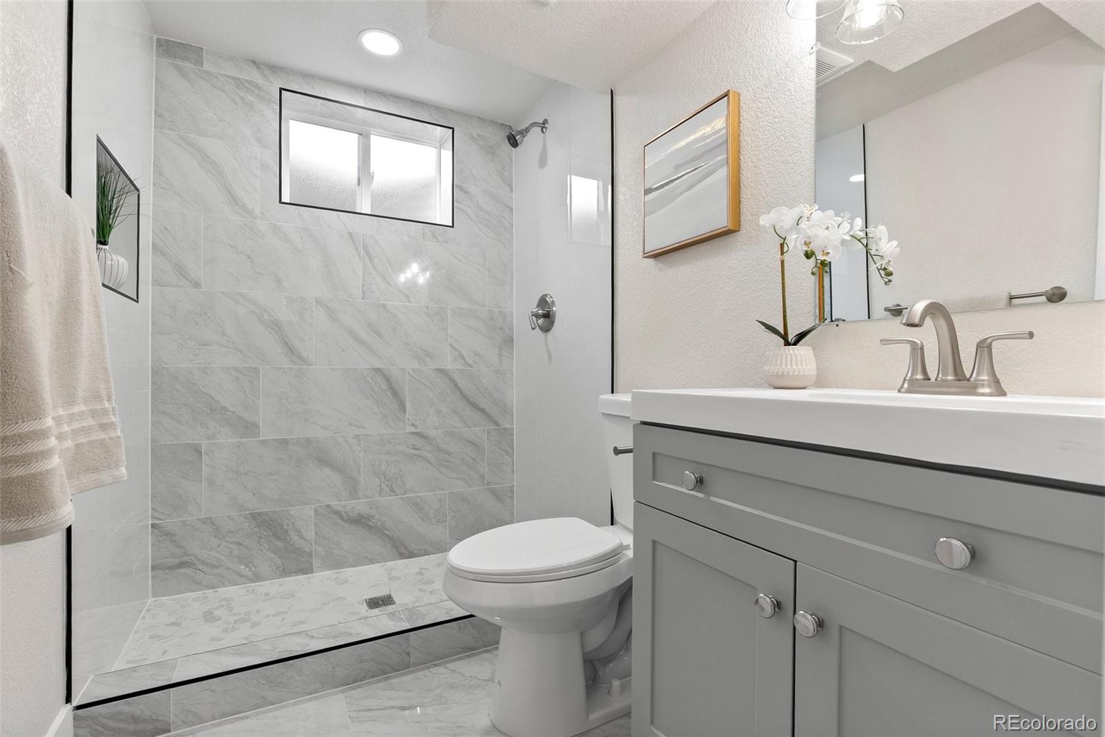 MLS Image #22 for 7961 e granada road,denver, Colorado