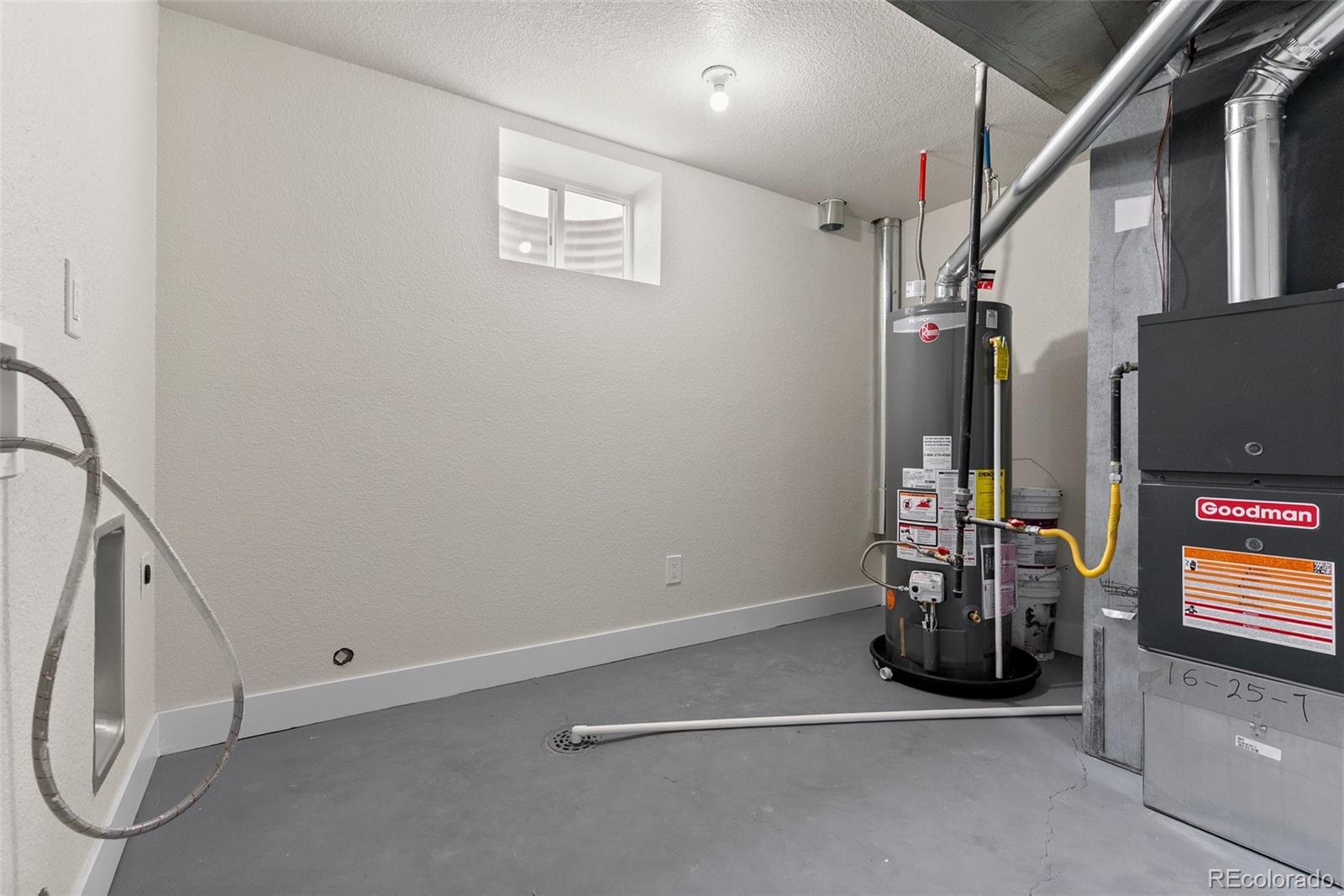 MLS Image #23 for 7961 e granada road,denver, Colorado