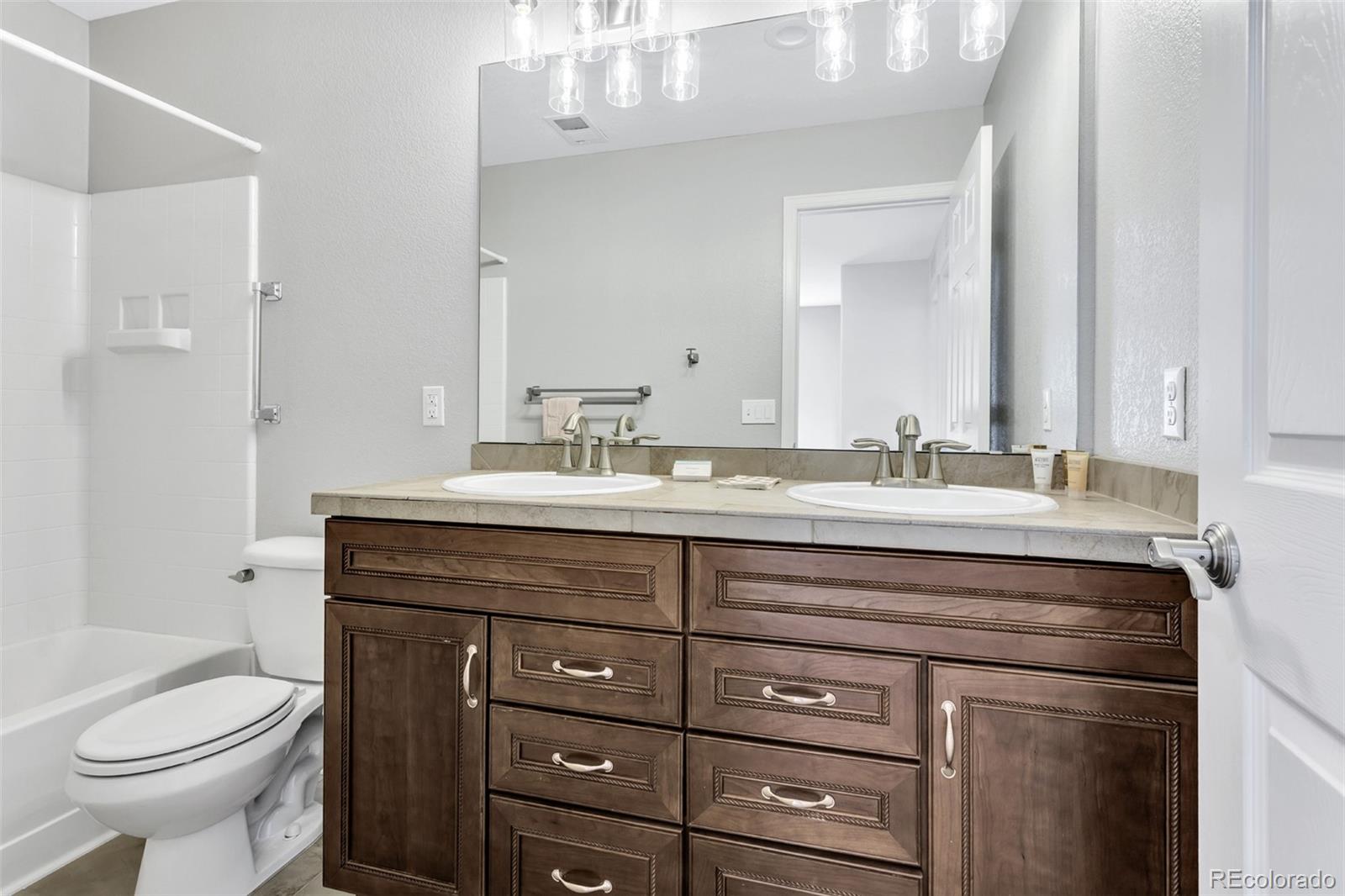 MLS Image #11 for 2160  spruce street,denver, Colorado