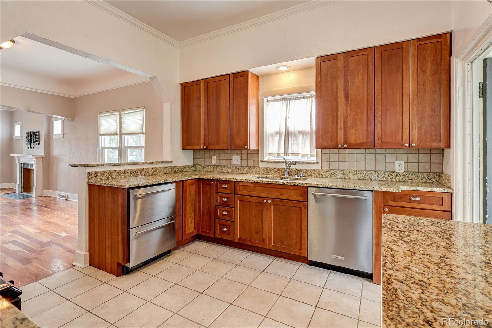 MLS Image #10 for 2018 w 34th avenue,denver, Colorado
