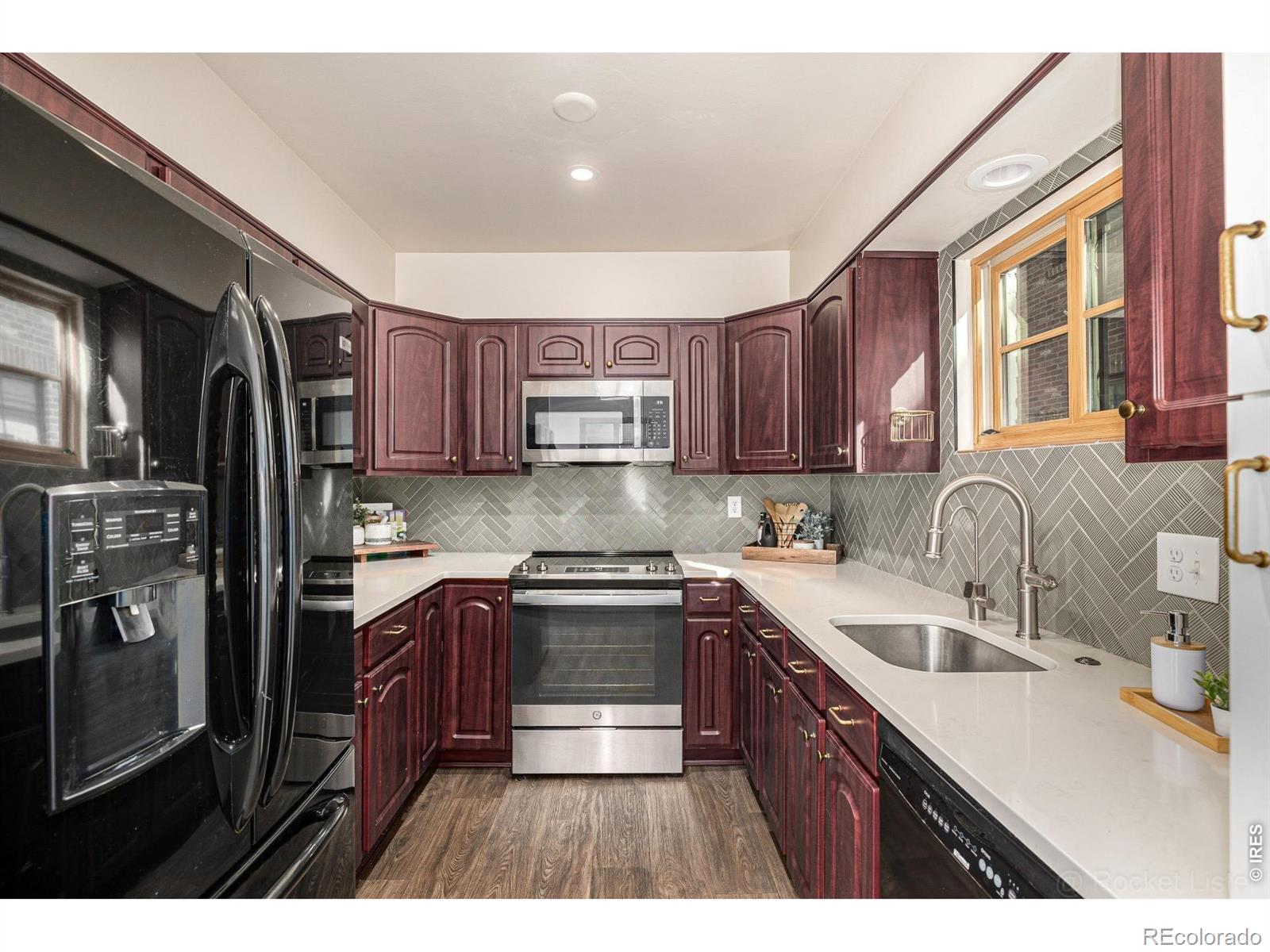 MLS Image #11 for 129 s franklin street,denver, Colorado