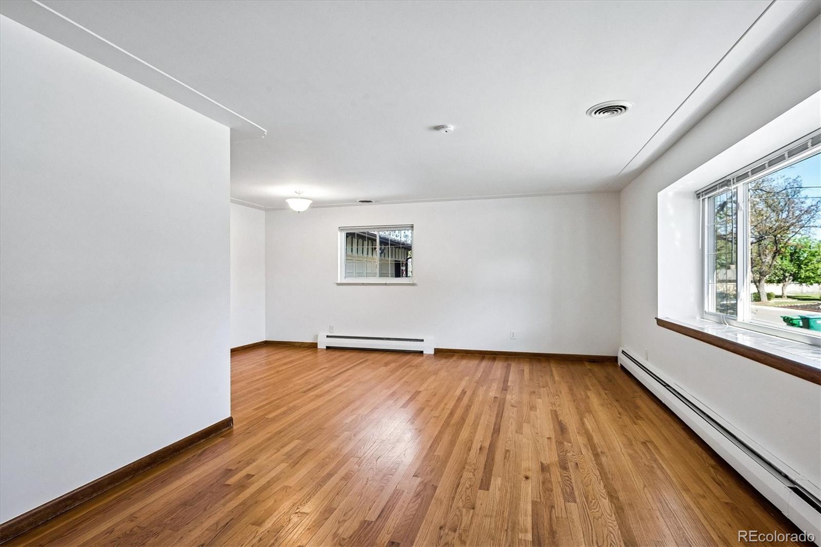 MLS Image #5 for 385  oakland street,aurora, Colorado