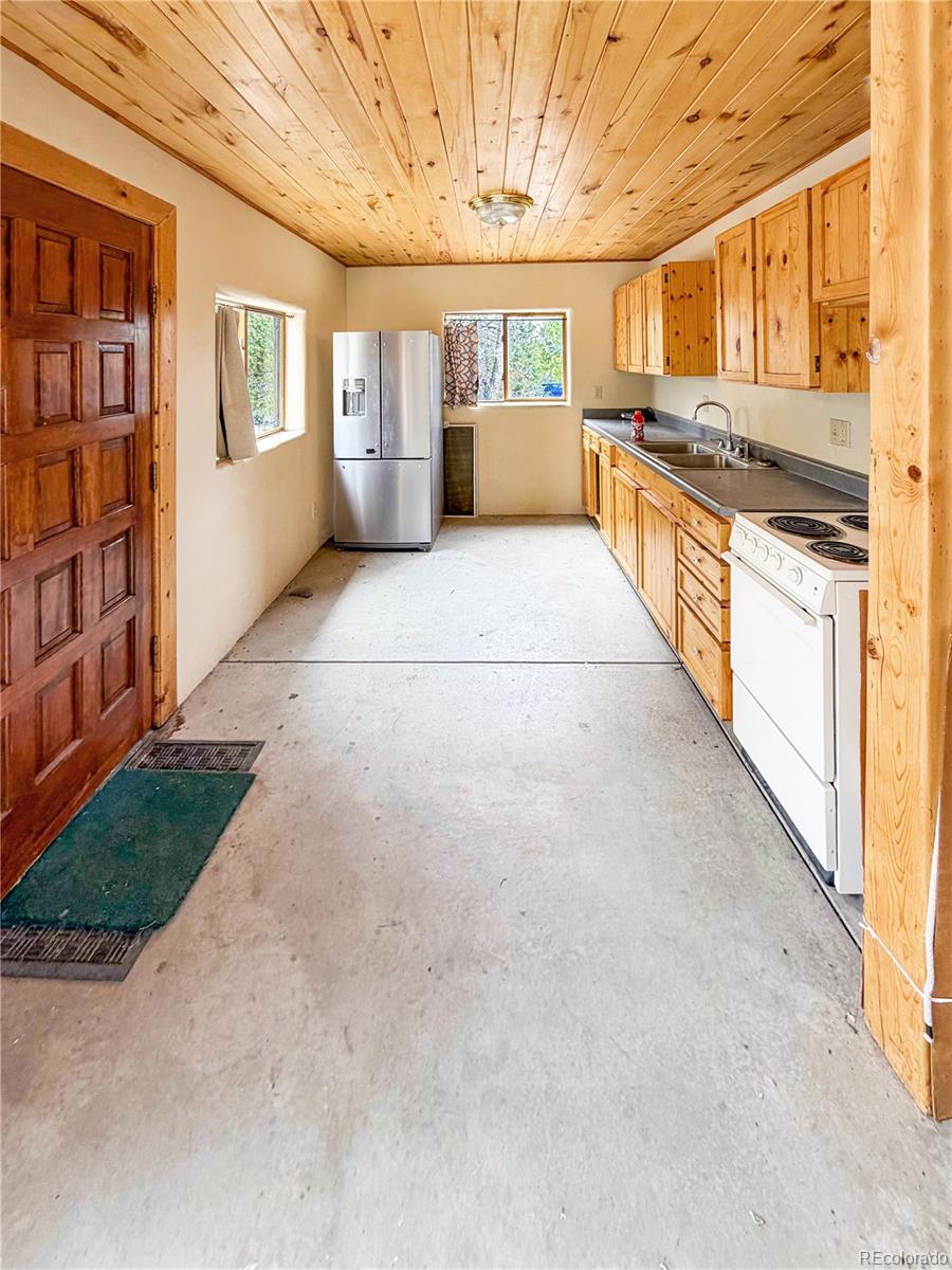 MLS Image #10 for 33  big bear road,mosca, Colorado