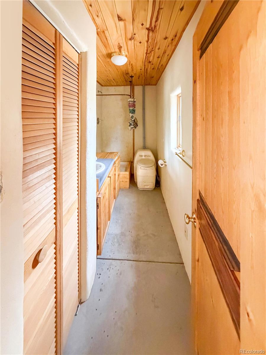 MLS Image #11 for 33  big bear road,mosca, Colorado