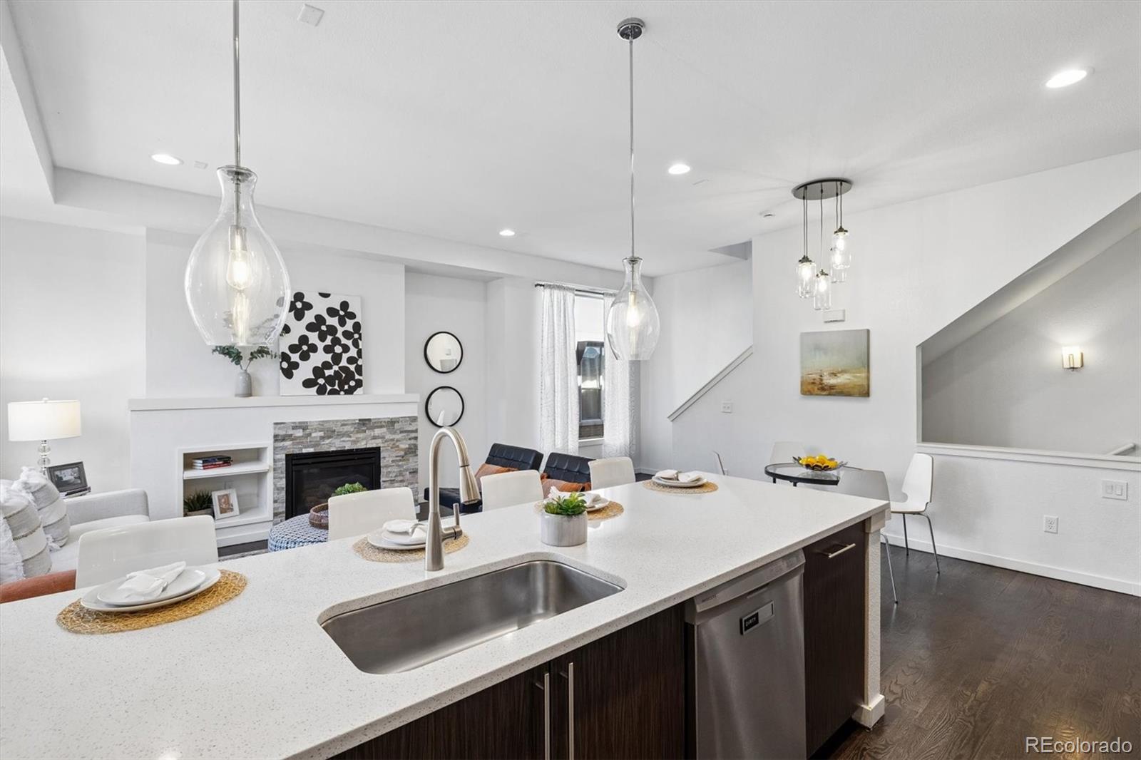 MLS Image #5 for 2110 n clay street,denver, Colorado