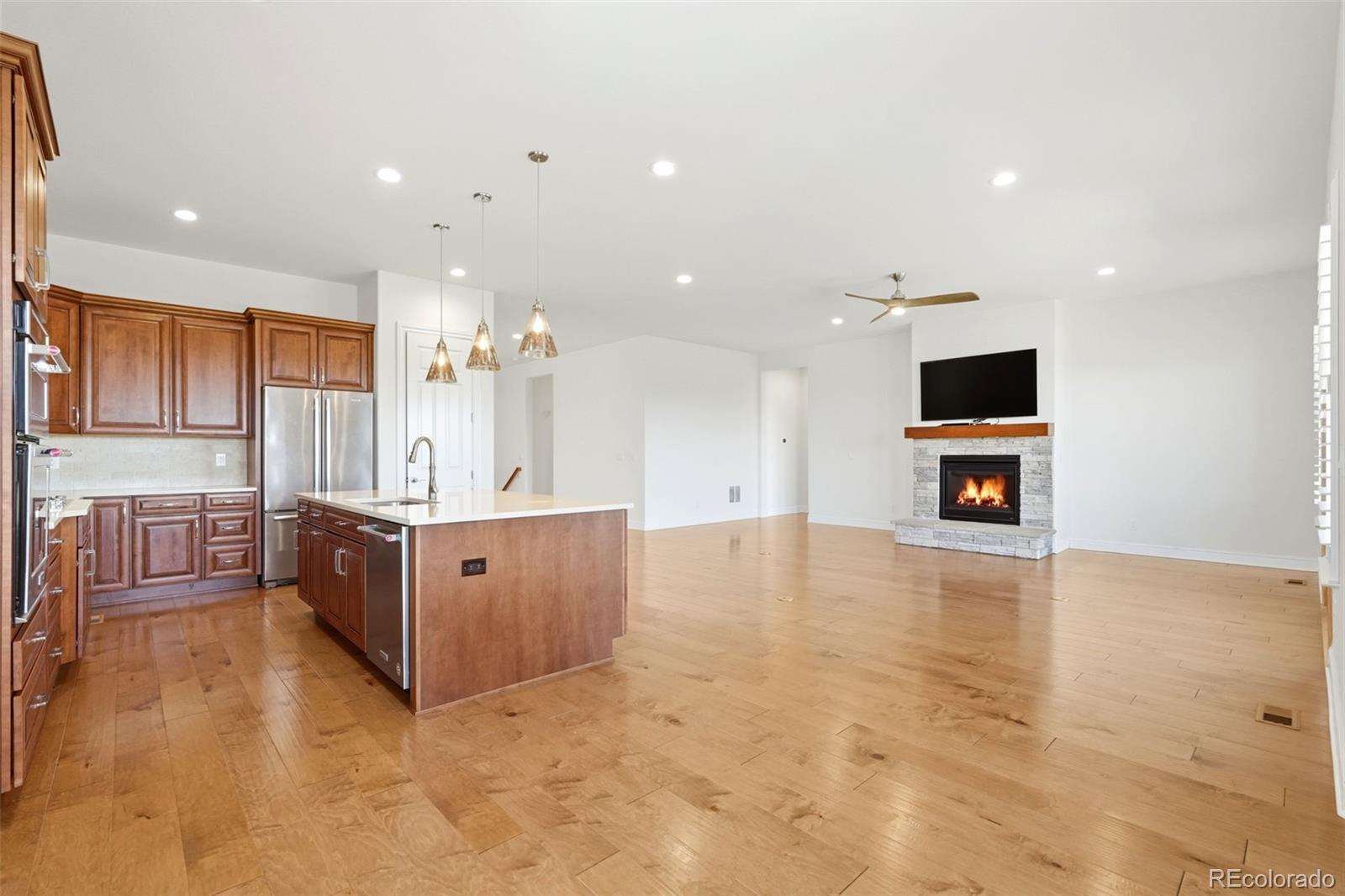 MLS Image #3 for 11844  discovery circle,parker, Colorado