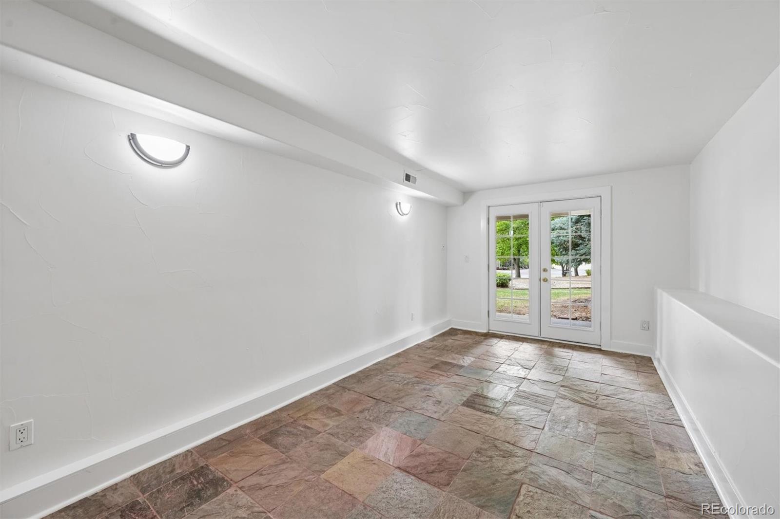 MLS Image #37 for 4505 s yosemite street,denver, Colorado