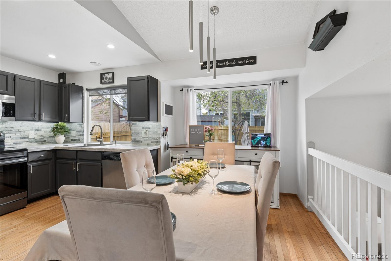 MLS Image #12 for 9872  garwood street,littleton, Colorado