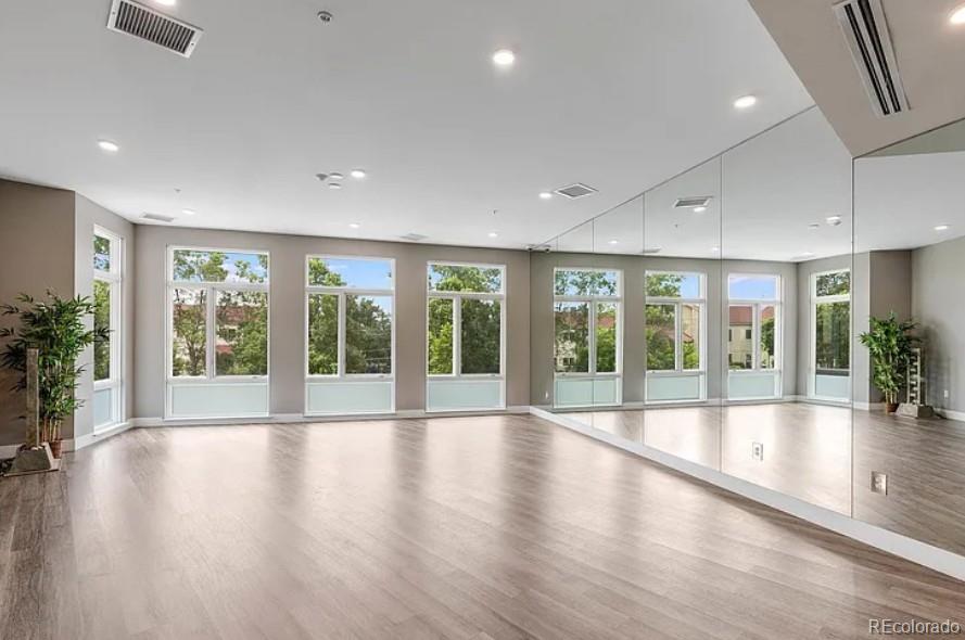 MLS Image #21 for 2876 w 53rd avenue 305,denver, Colorado