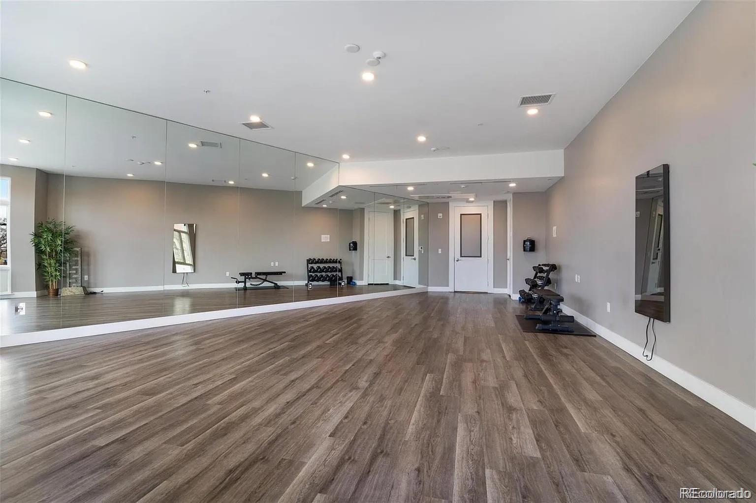 MLS Image #22 for 2876 w 53rd avenue 305,denver, Colorado