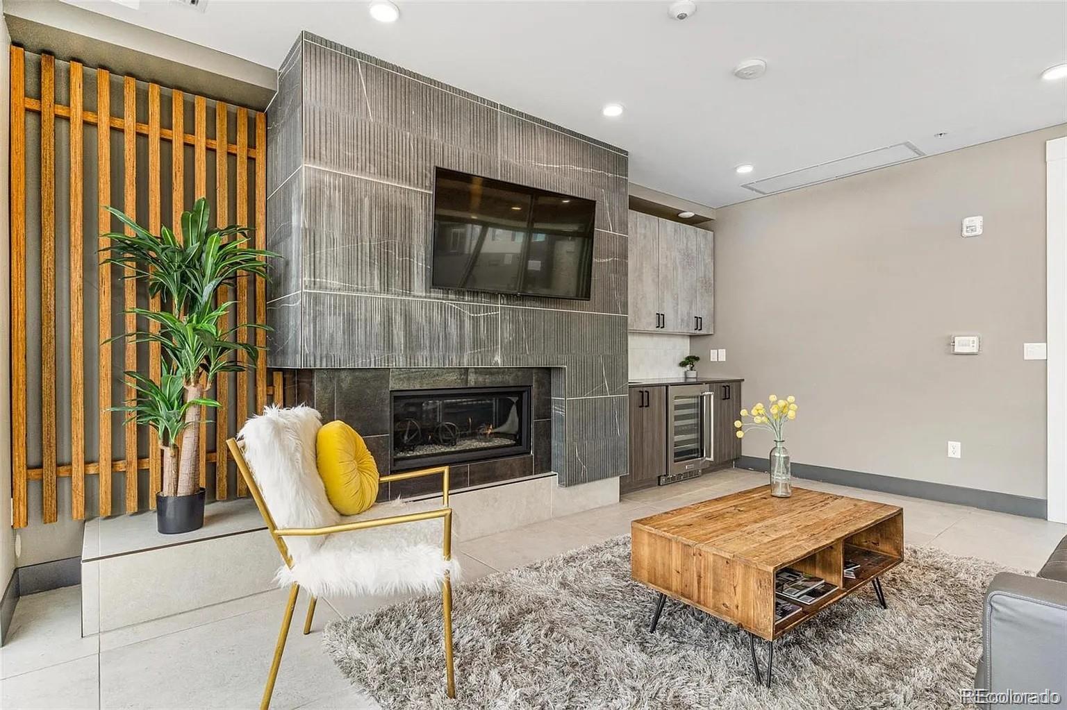MLS Image #23 for 2876 w 53rd avenue 305,denver, Colorado