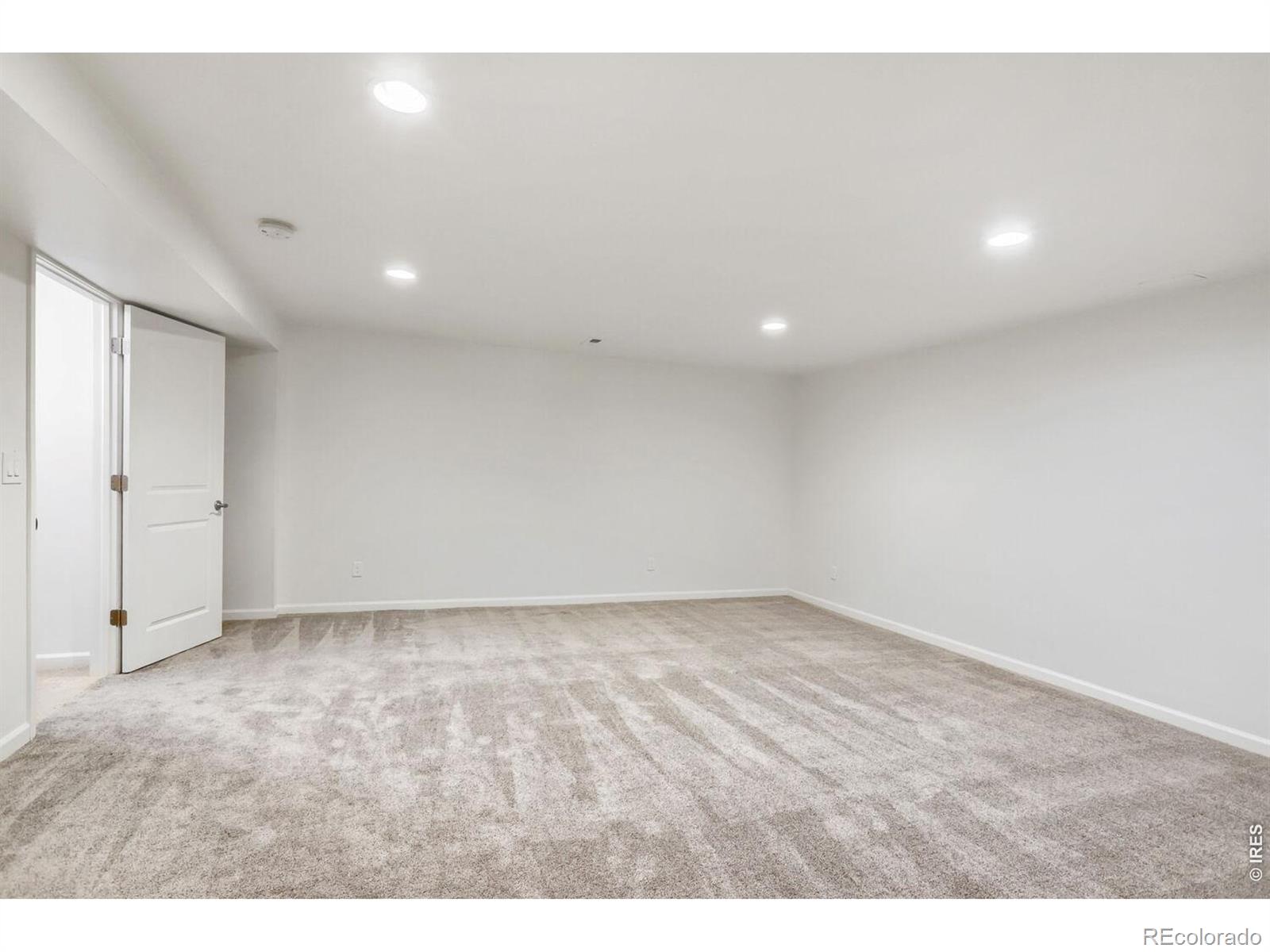 MLS Image #17 for 8498  pebble court,wellington, Colorado