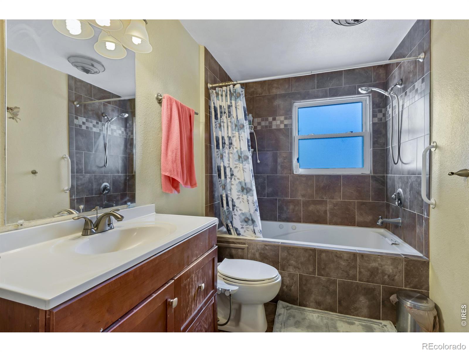 MLS Image #10 for 327 w eisenhower boulevard,loveland, Colorado
