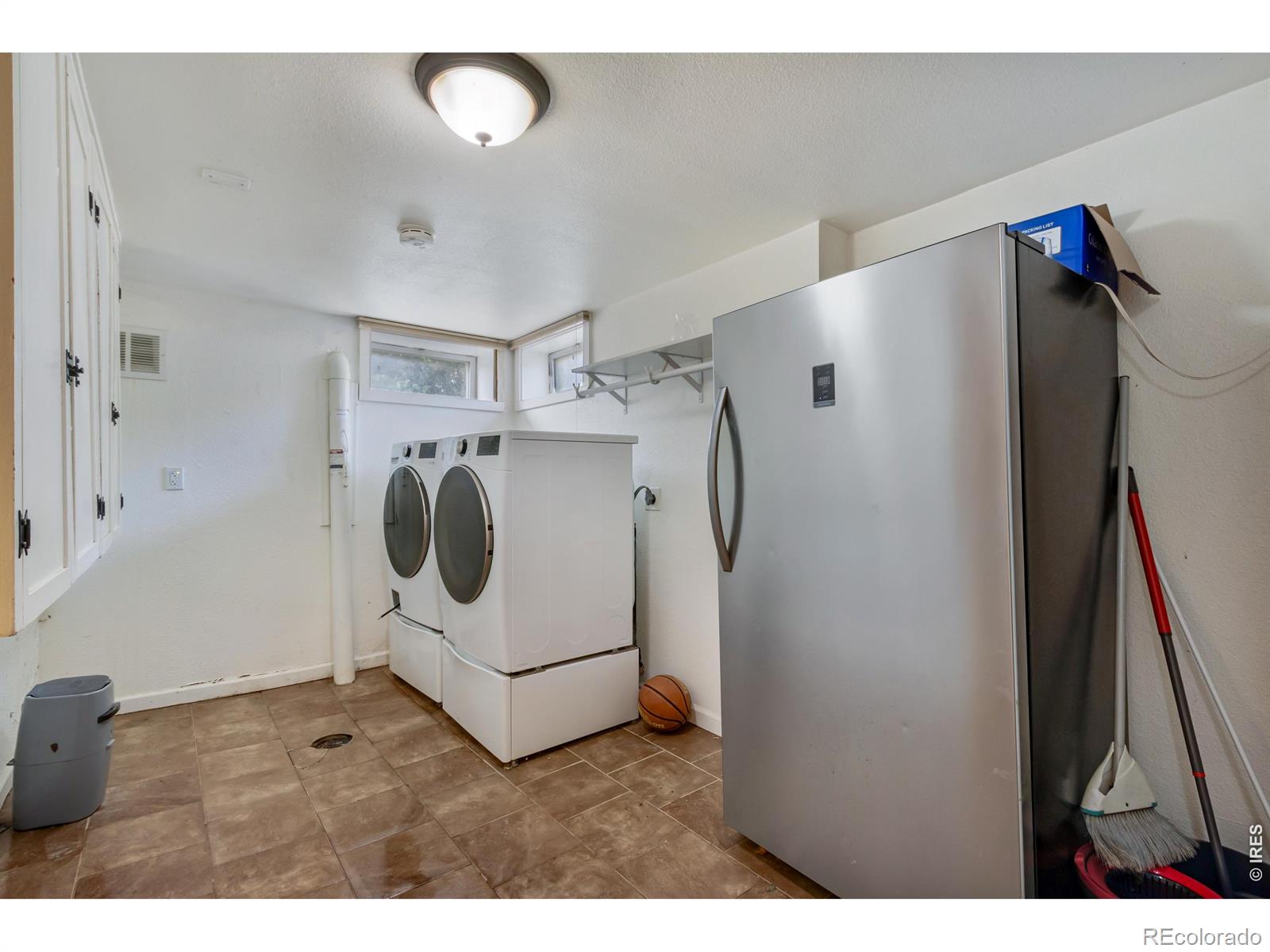 MLS Image #14 for 327 w eisenhower boulevard,loveland, Colorado