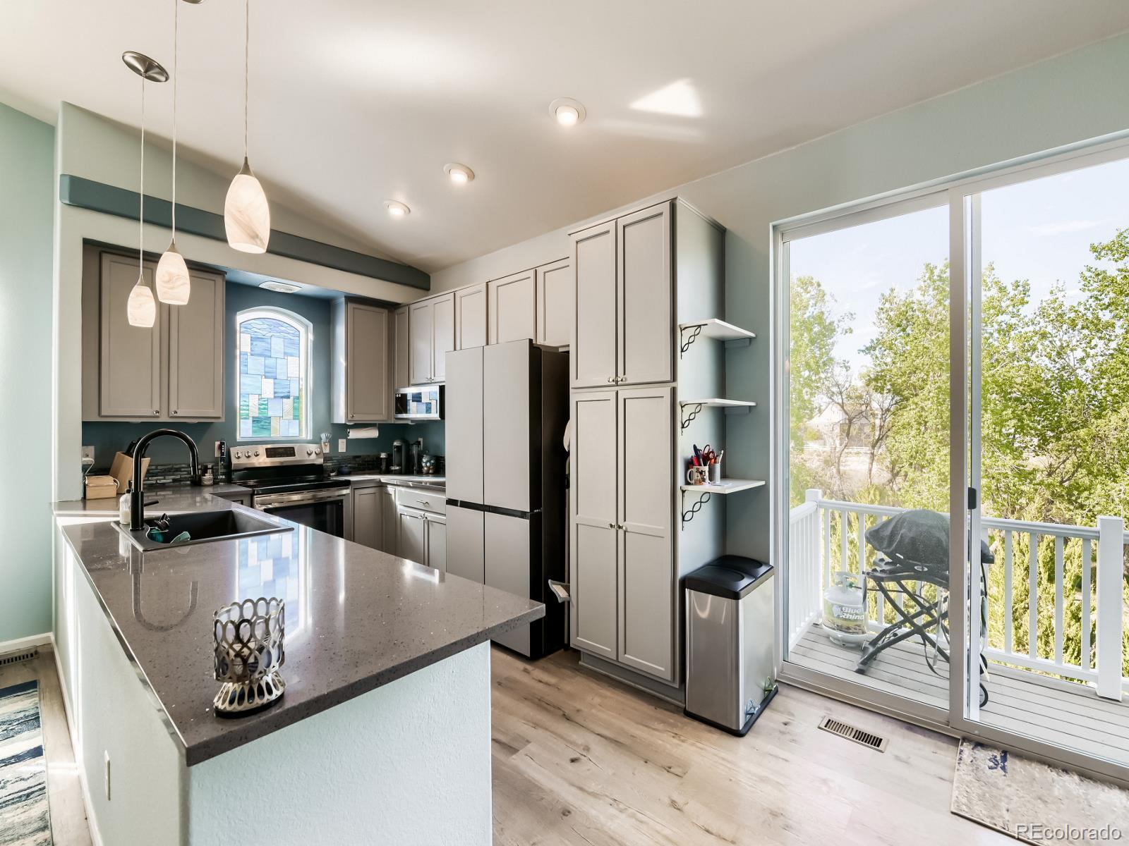 MLS Image #4 for 18933 e 53rd avenue,denver, Colorado