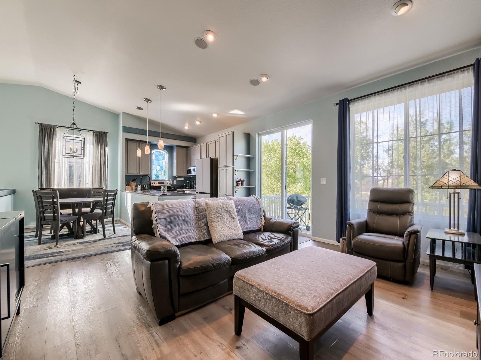 MLS Image #9 for 18933 e 53rd avenue,denver, Colorado