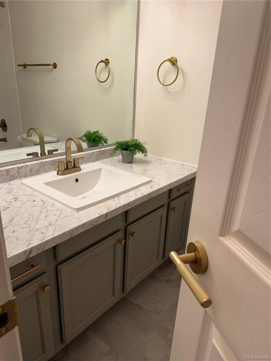MLS Image #24 for 16828 e gunnison drive,aurora, Colorado
