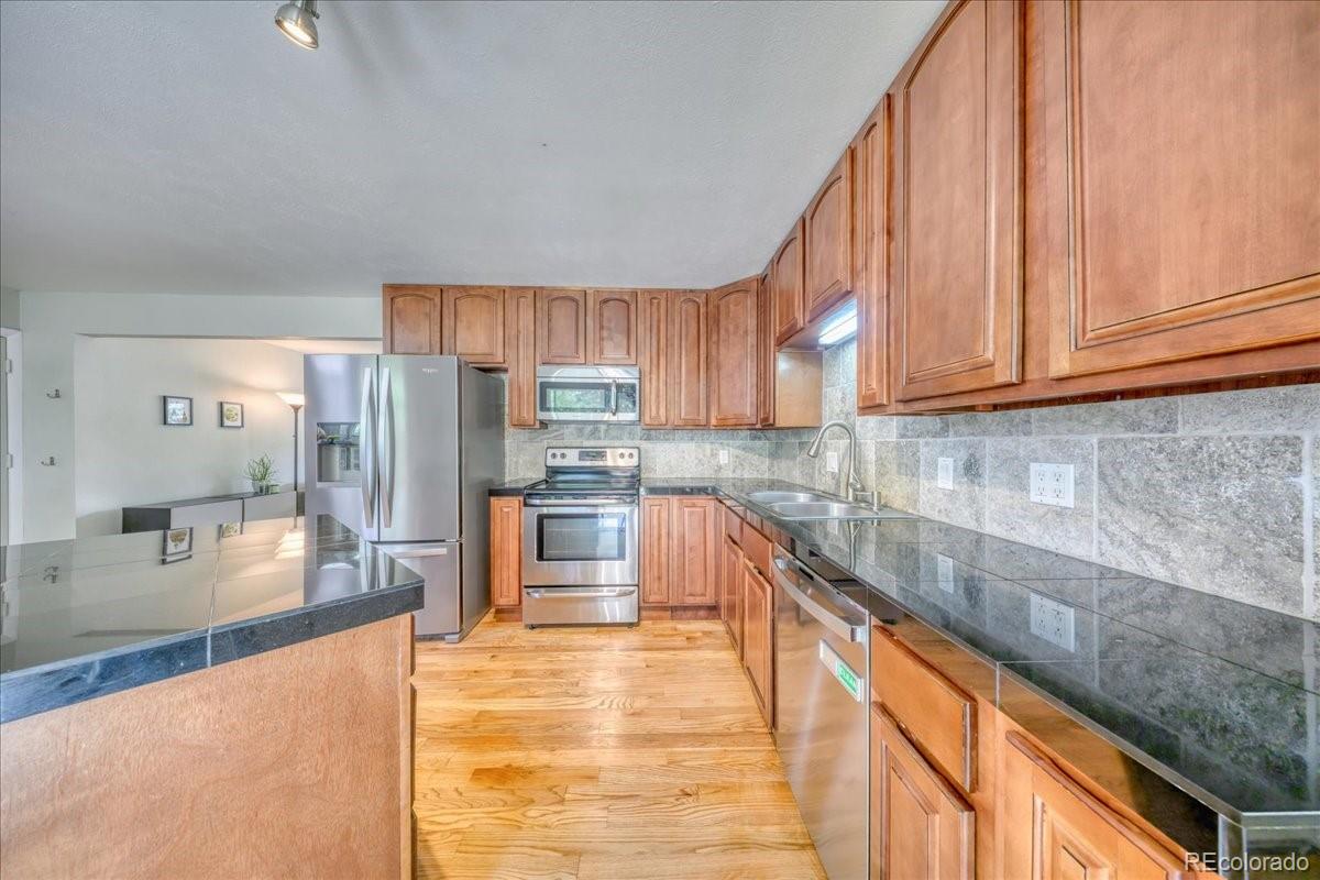 MLS Image #14 for 10975 w 68th avenue,arvada, Colorado