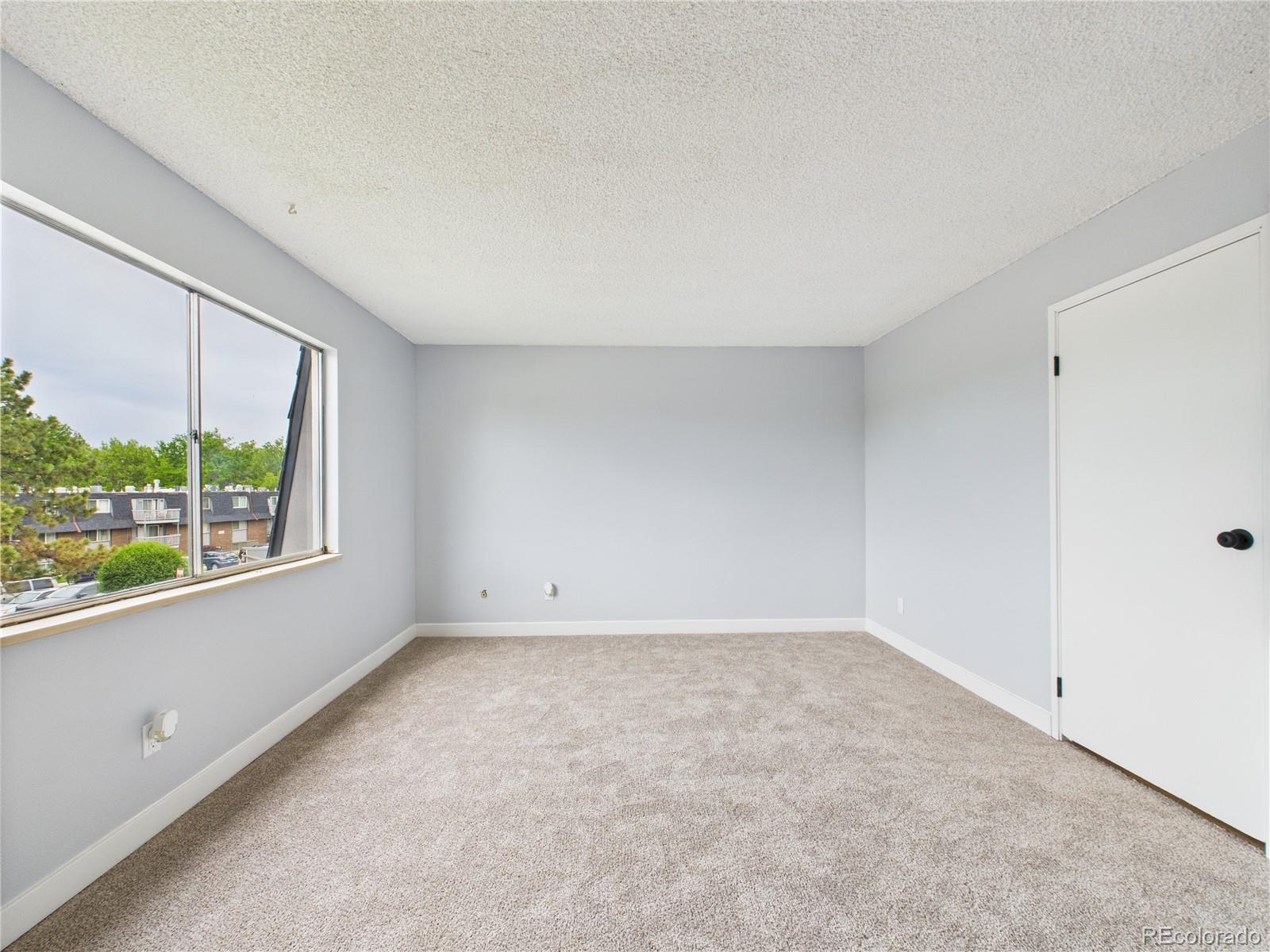 MLS Image #14 for 190 e highline circle,centennial, Colorado
