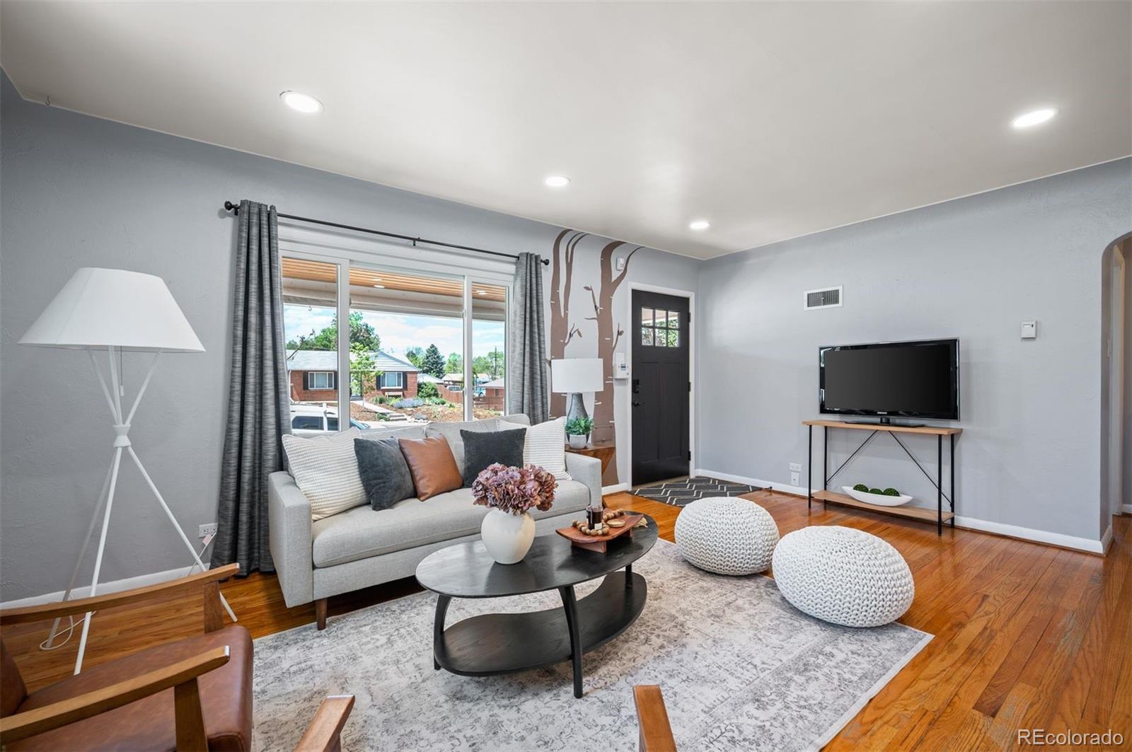 MLS Image #3 for 716 s pecos street,denver, Colorado