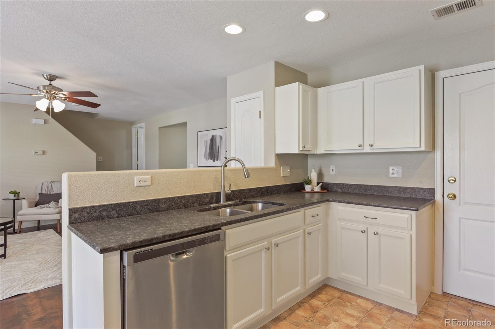 MLS Image #13 for 9723  marmot ridge circle,littleton, Colorado