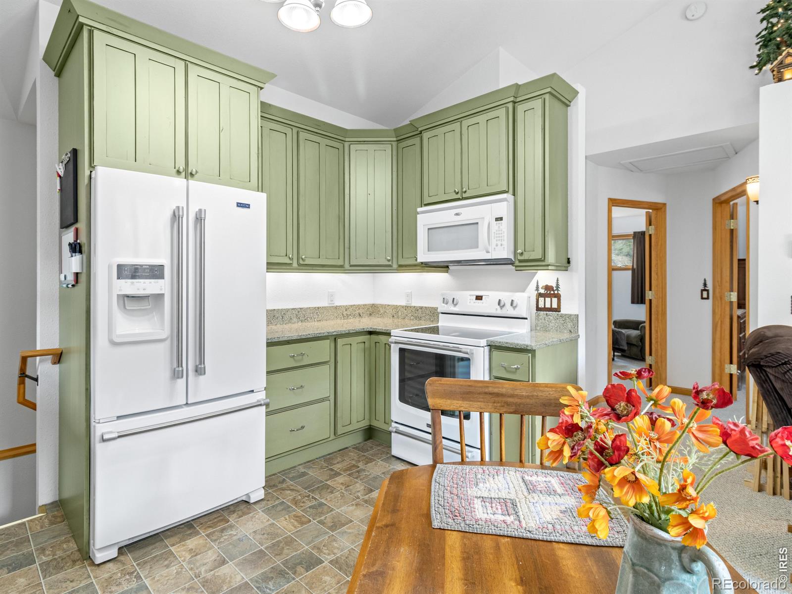 MLS Image #18 for 1002  streamside drive,glen haven, Colorado