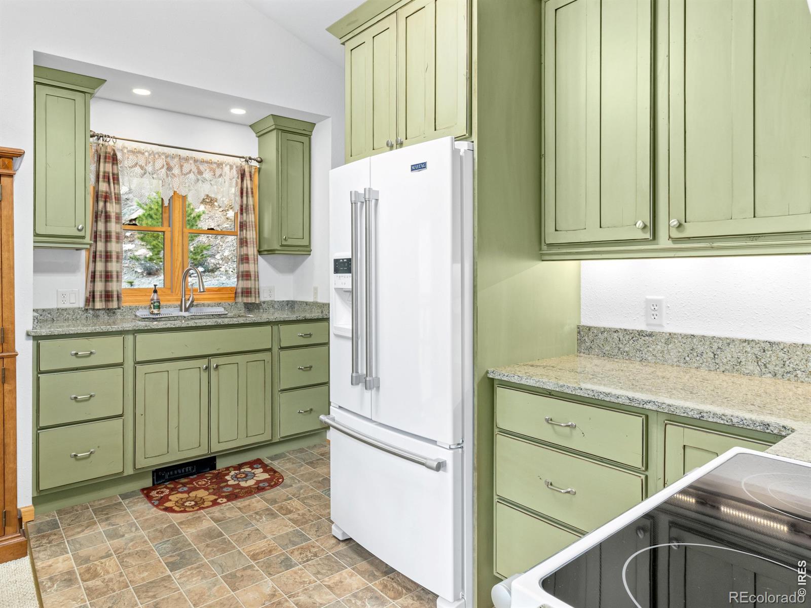 MLS Image #20 for 1002  streamside drive,glen haven, Colorado